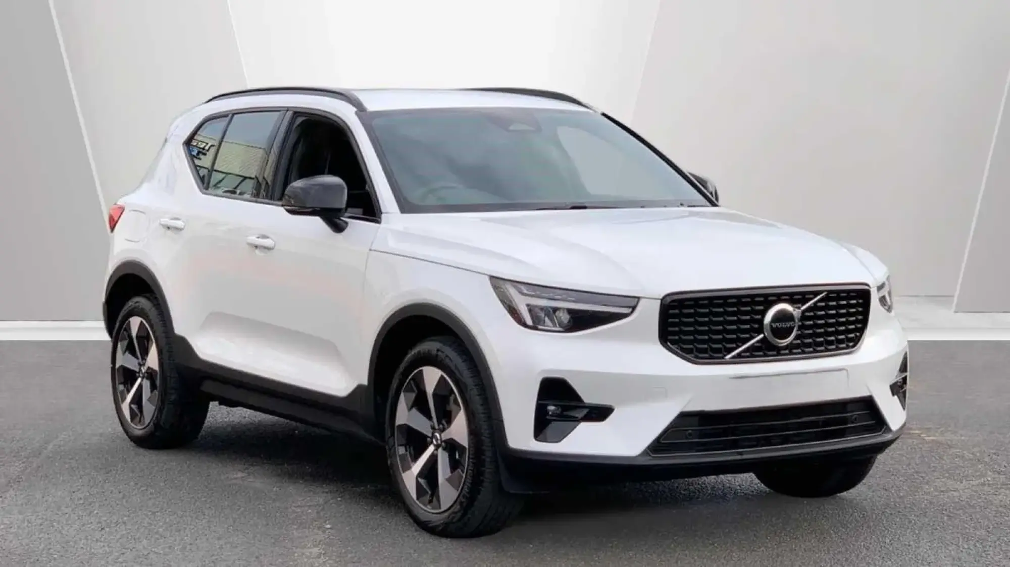 Volvo XC40 Image 1 Volvo XC40 Image 1