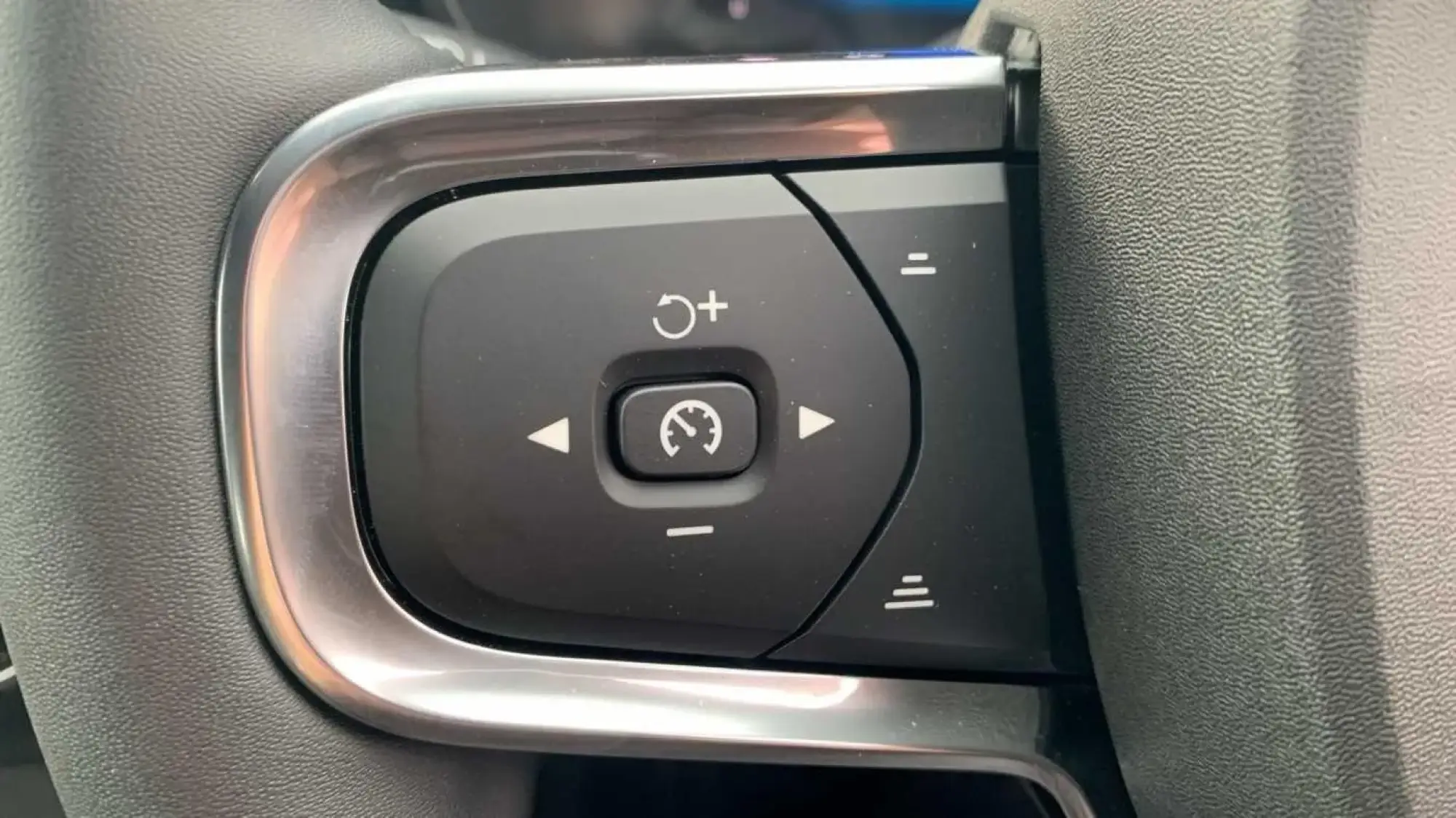 Volvo XC40 Image 18 Volvo XC40 Image 18