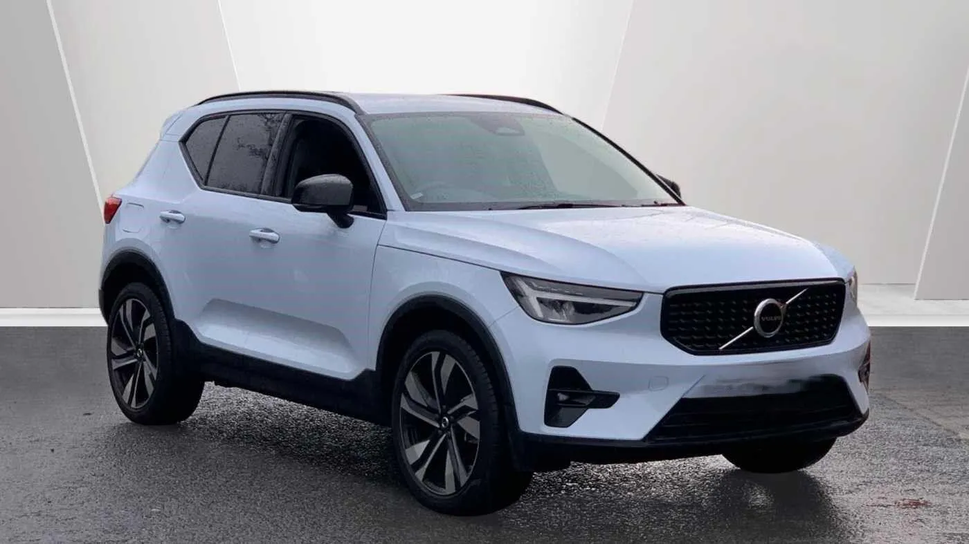 2026 Volvo XC40