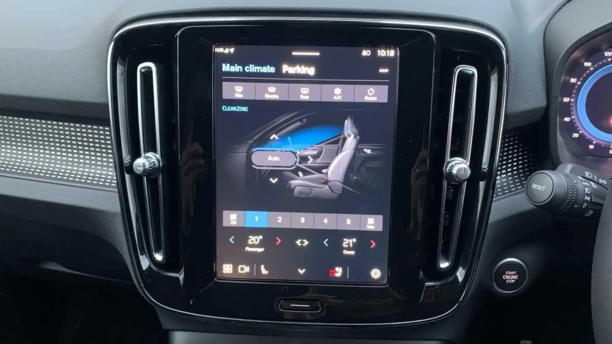 Volvo XC40 Image 28 Volvo XC40 Image 28