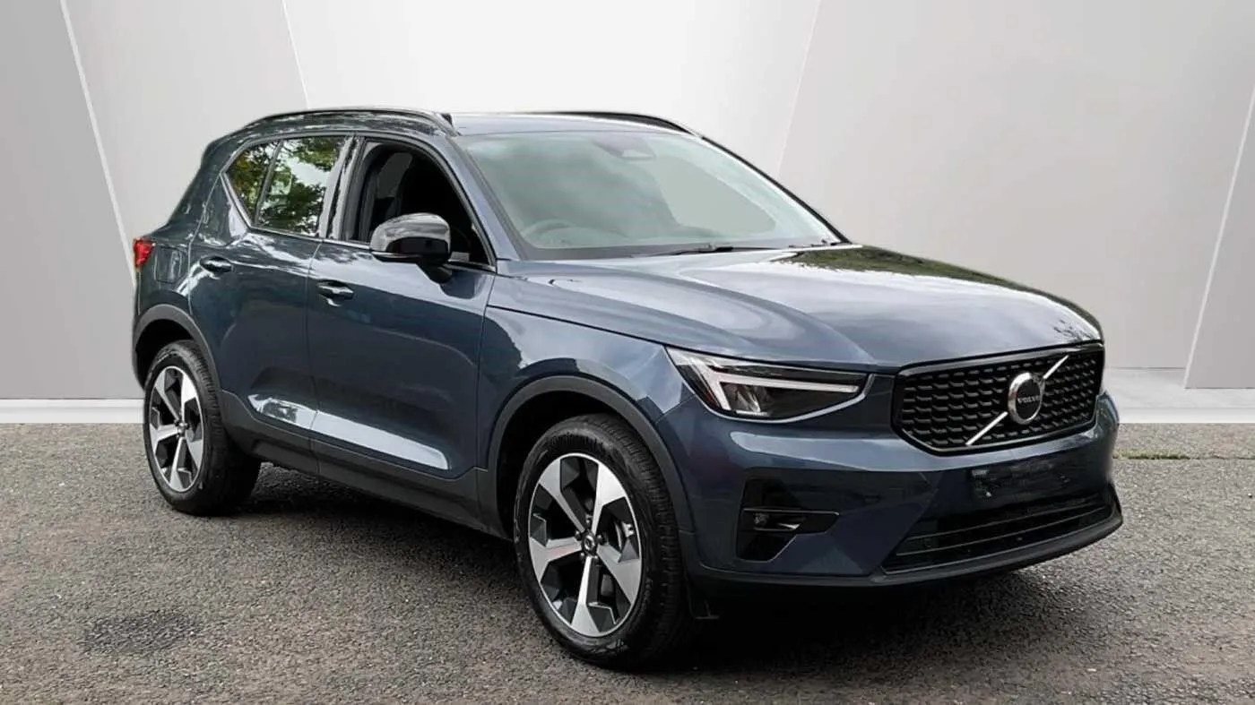 2026 Volvo XC40