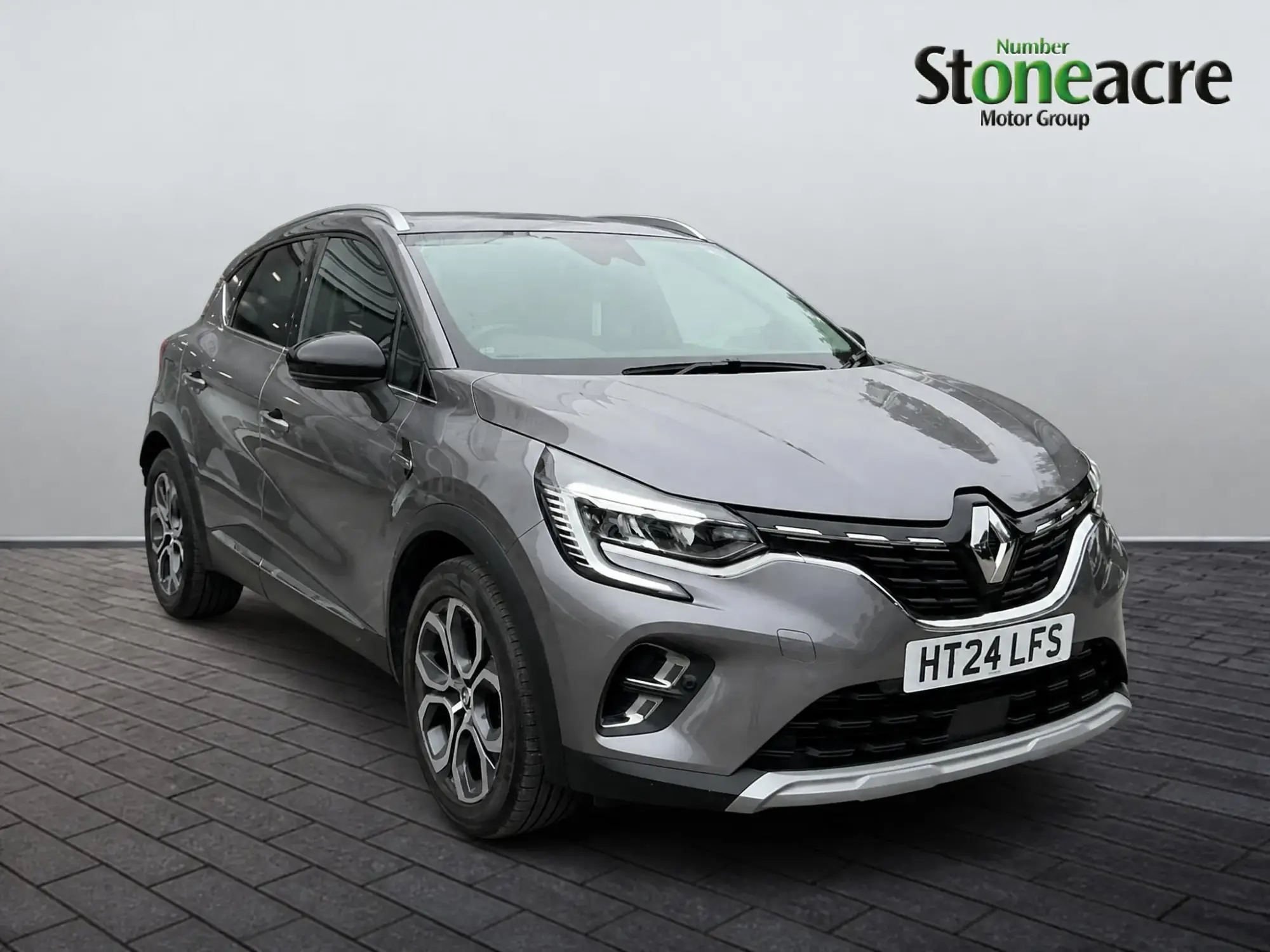 Renault Captur Techno TCe 90 MY22 HT24LFS Image 1