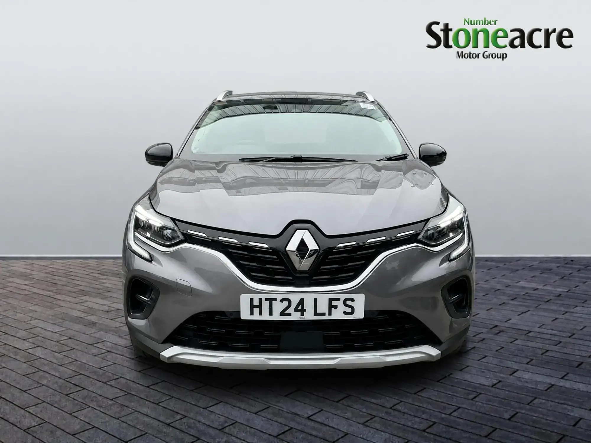 Renault Captur Techno TCe 90 MY22 HT24LFS Image 2