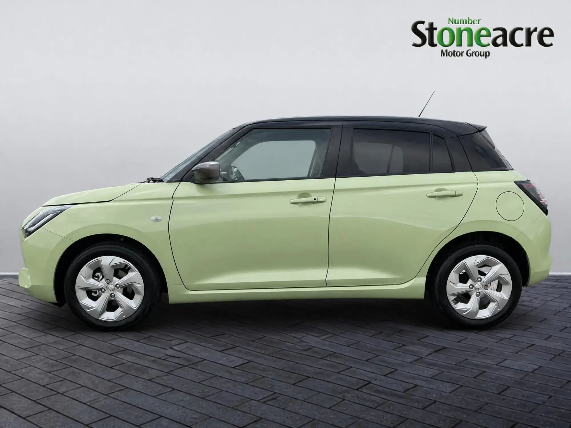 Suzuki Swift Image 8 Suzuki Swift Image 8