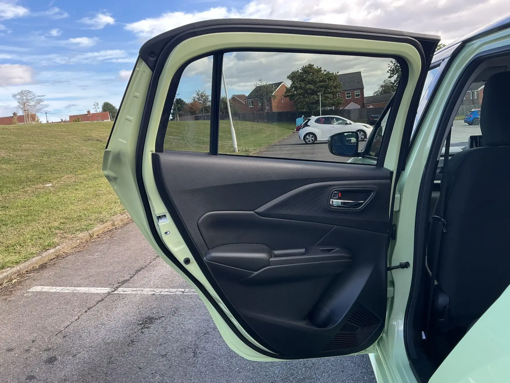 Suzuki Swift Image 14 Suzuki Swift Image 14