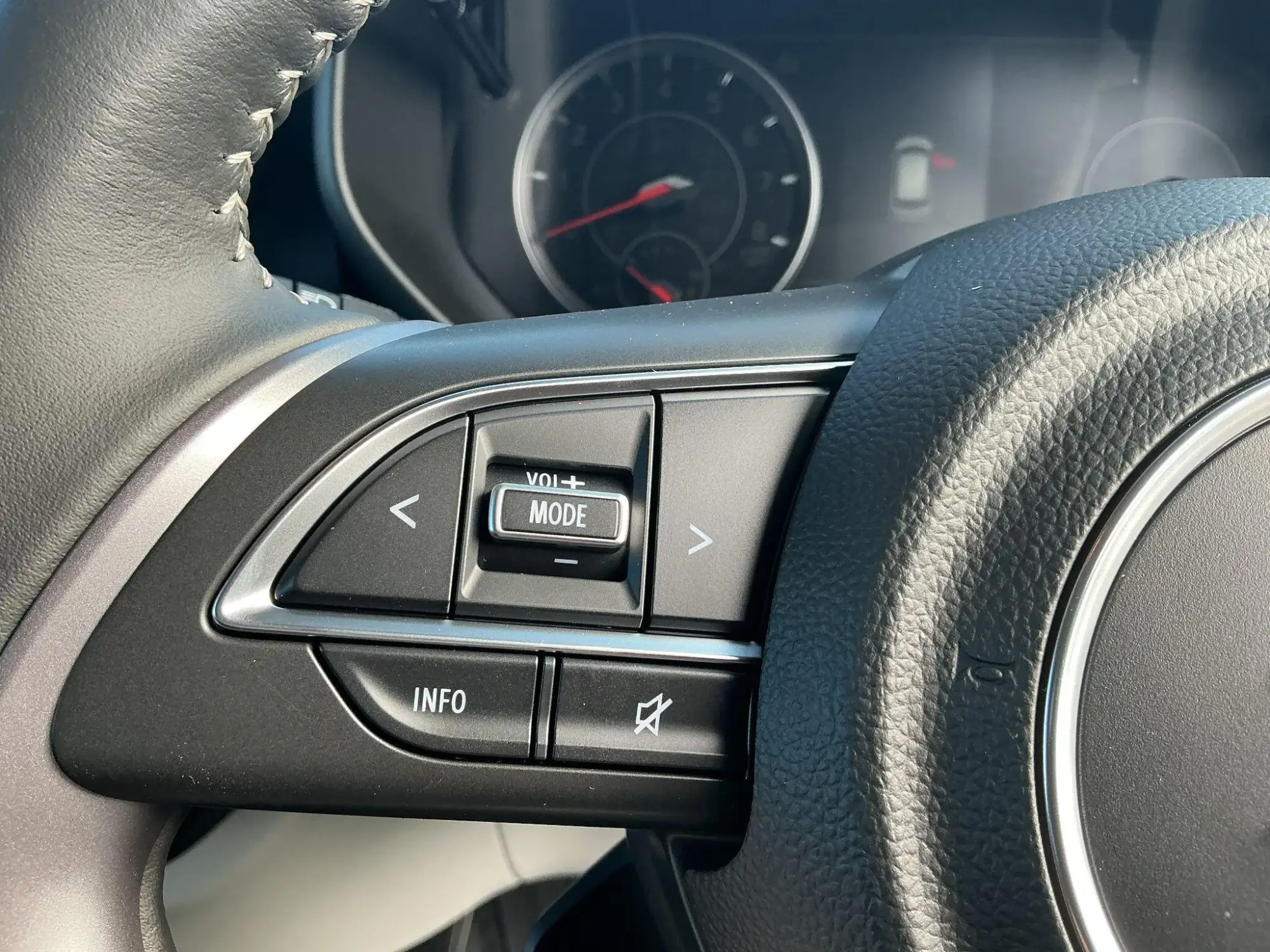 Suzuki Swift Image 26 Suzuki Swift Image 26