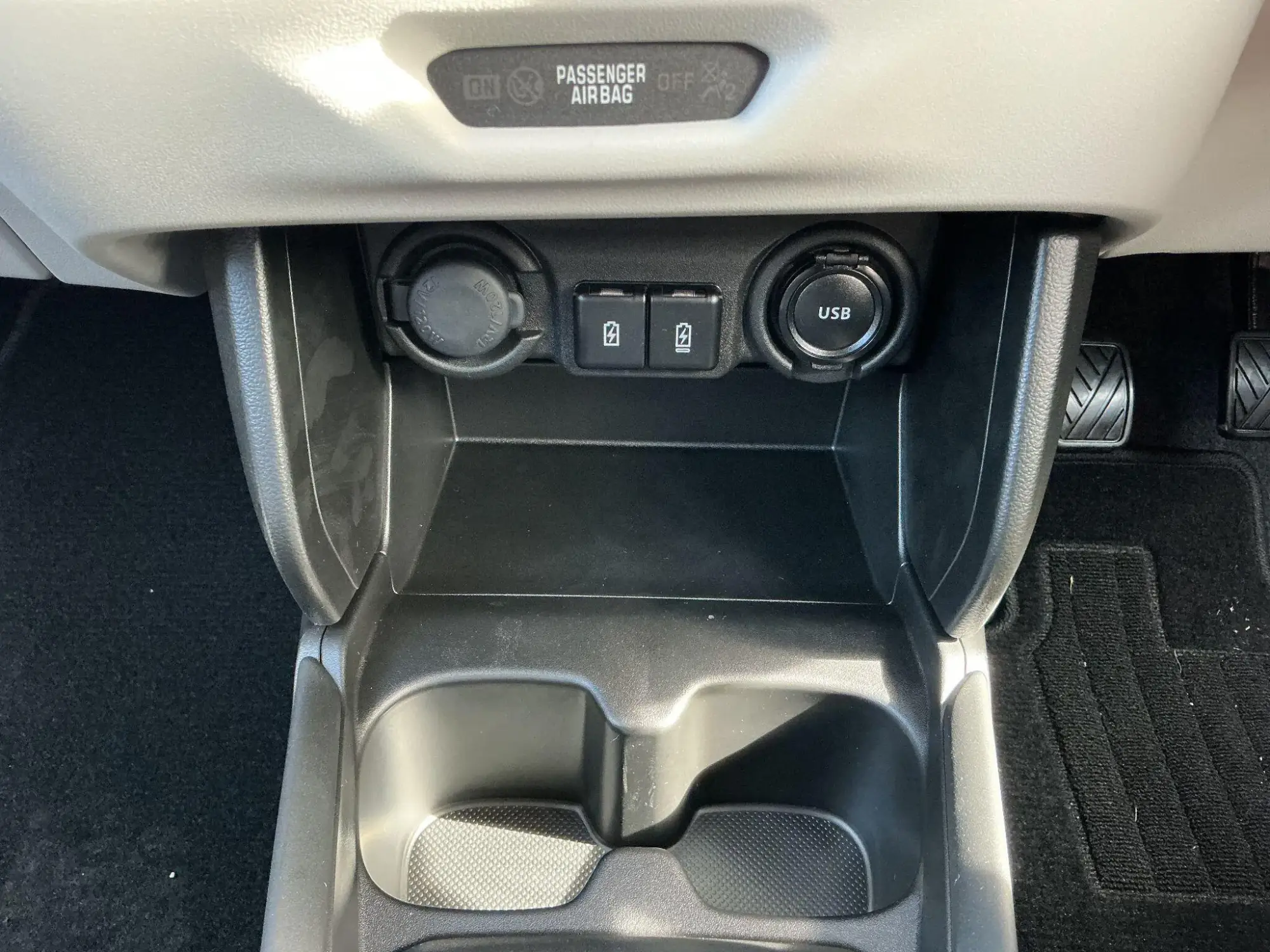 Suzuki Swift Image 32 Suzuki Swift Image 32