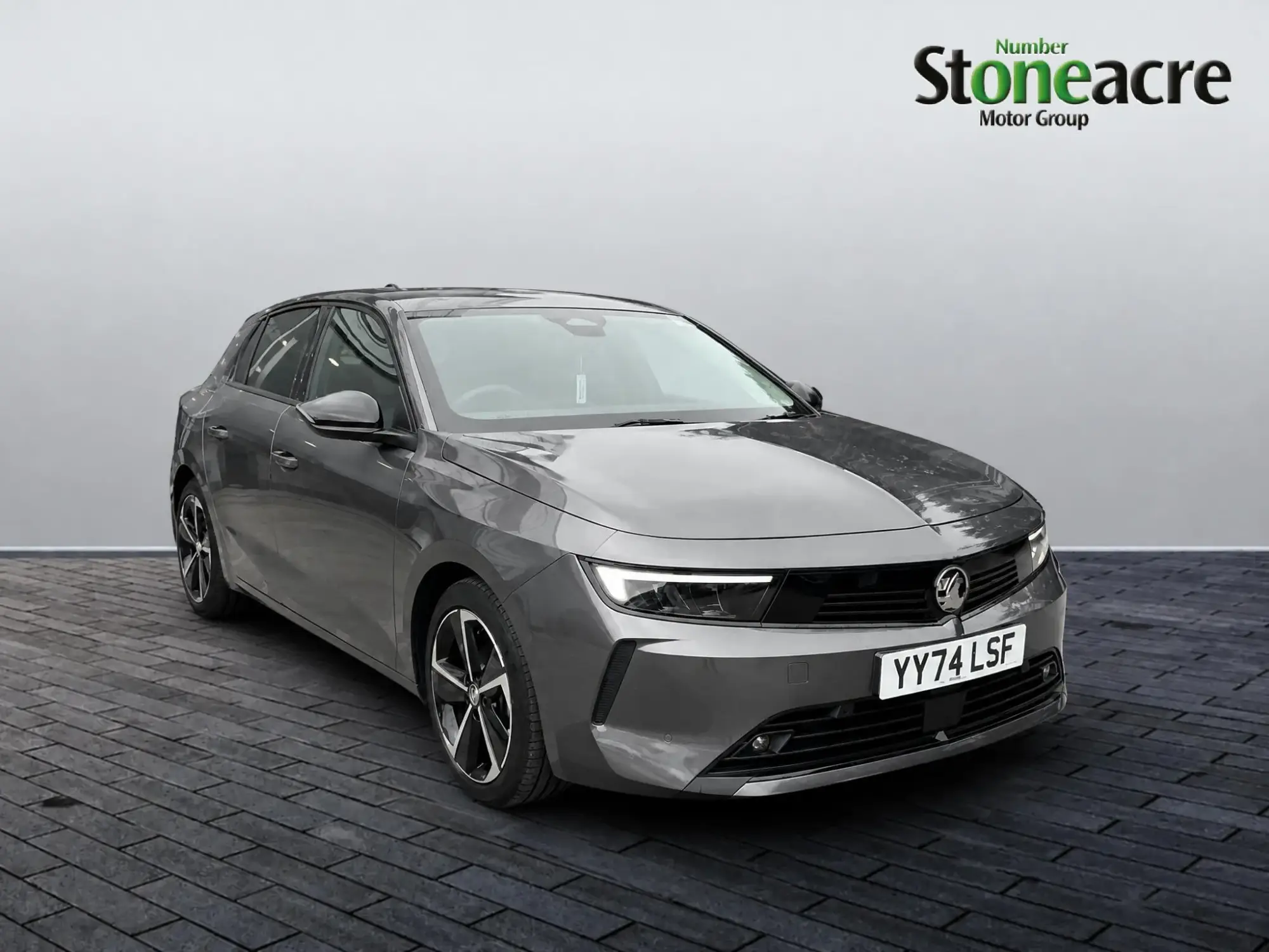 Vauxhall Astra 1.2 Turbo Griffin Euro 6 (s/s) 5dr YY74LSF Image 1