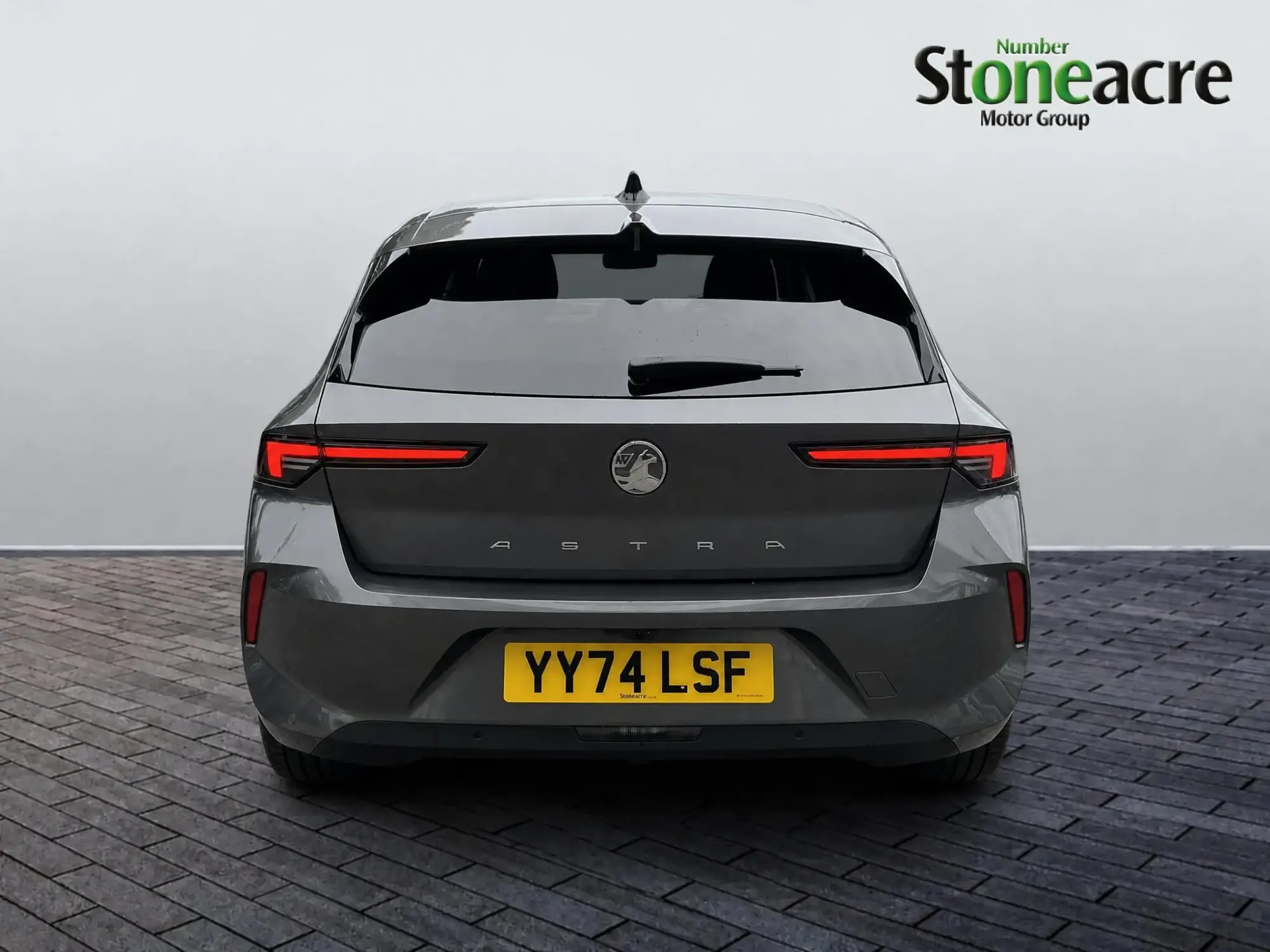 Vauxhall Astra Image 6 Vauxhall Astra Image 6