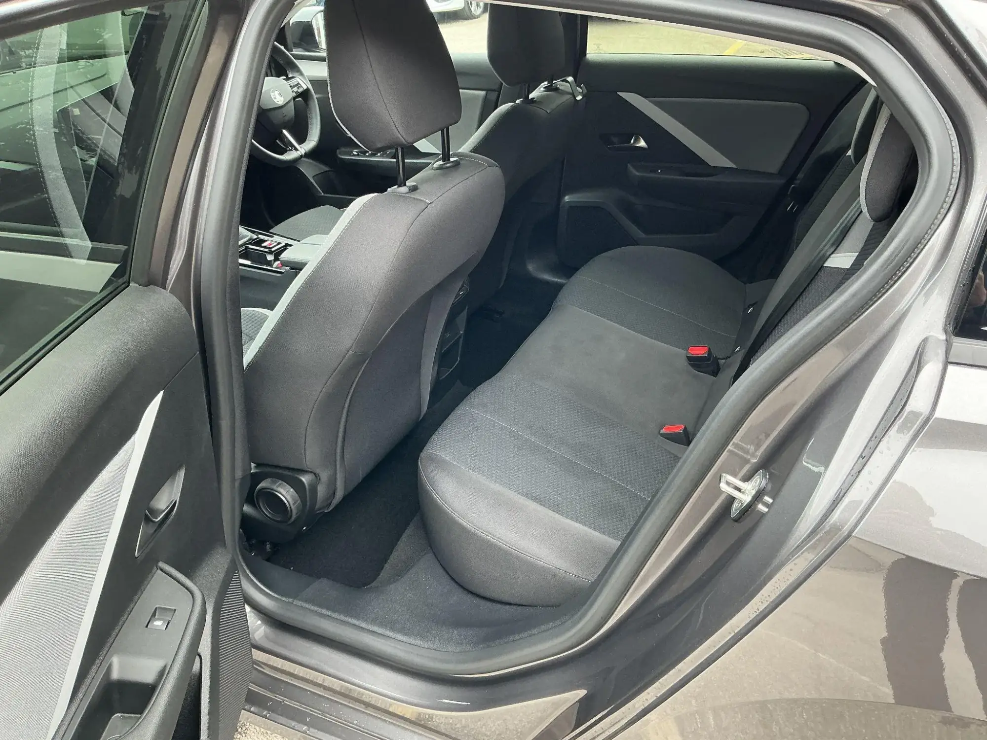 Vauxhall Astra Image 13 Vauxhall Astra Image 13