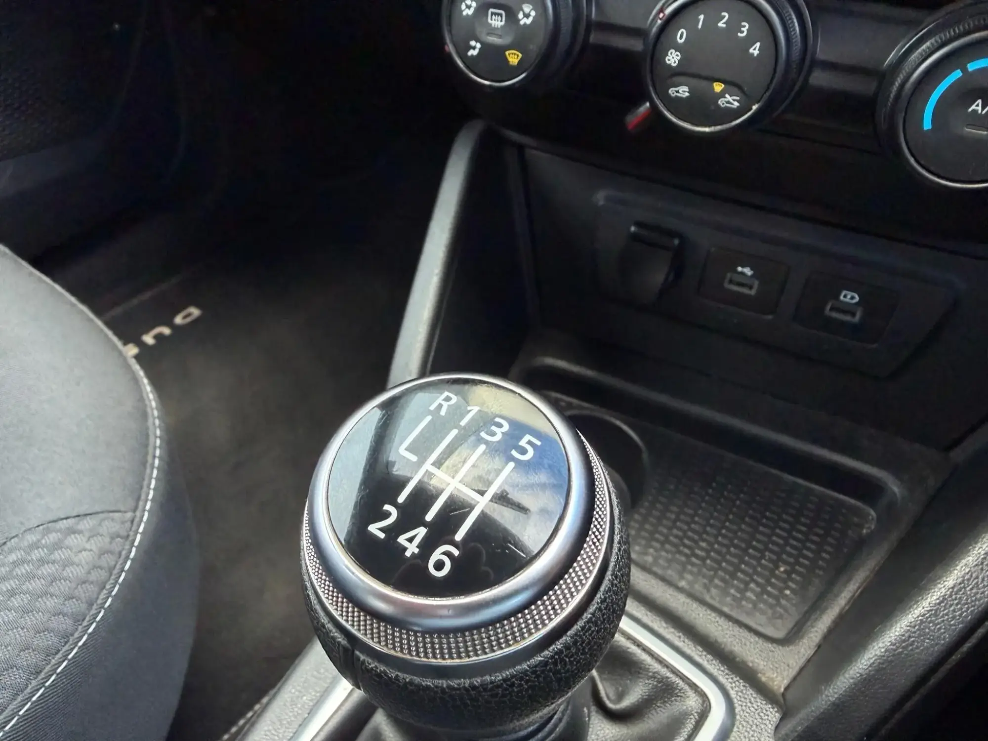 Dacia Duster Image 9