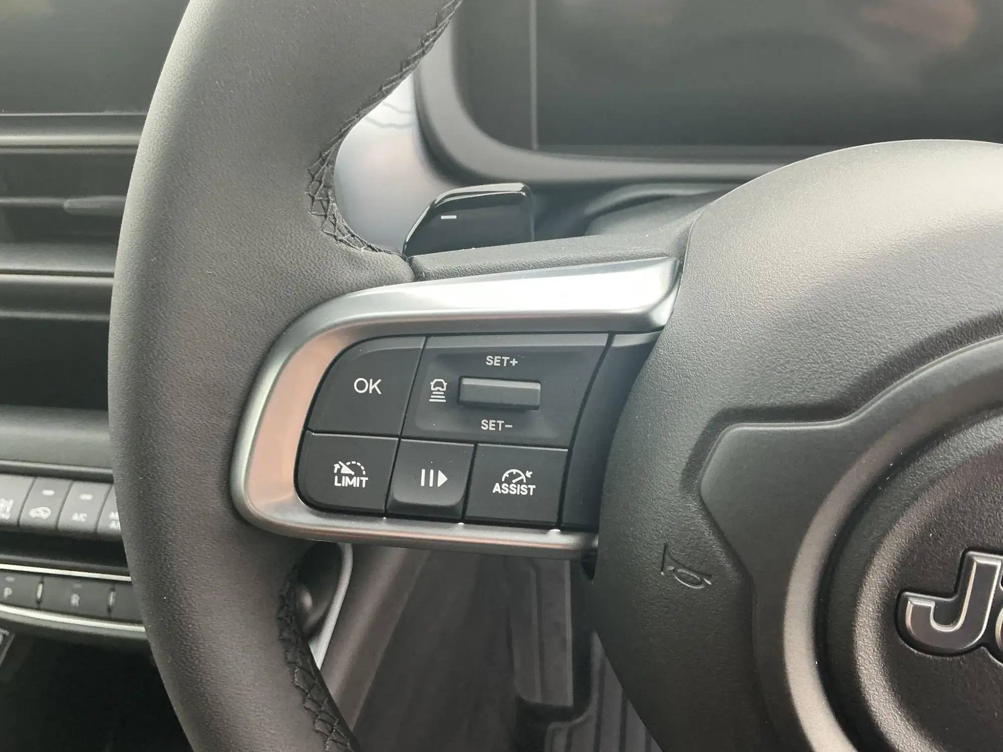 Jeep Avenger e-Hybrid Image 19 Jeep Avenger e-Hybrid Image 19