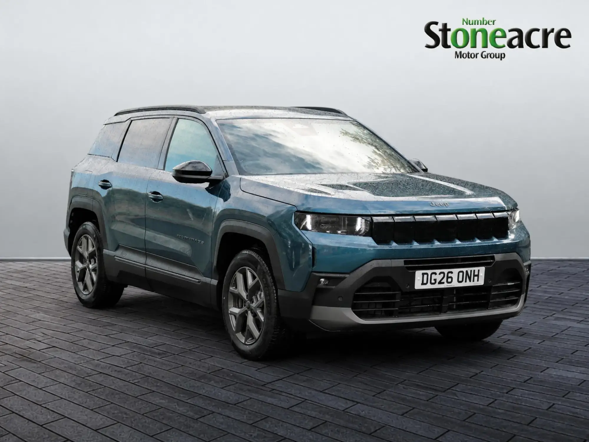 Jeep Compass 1.2 e-Hybrid Summit DCT Euro 6 (s/s) 5dr DG26ONH Image 1 Jeep Compass 1.2 e-Hybrid Summit DCT Euro 6 (s/s) 5dr DG26ONH Image 1