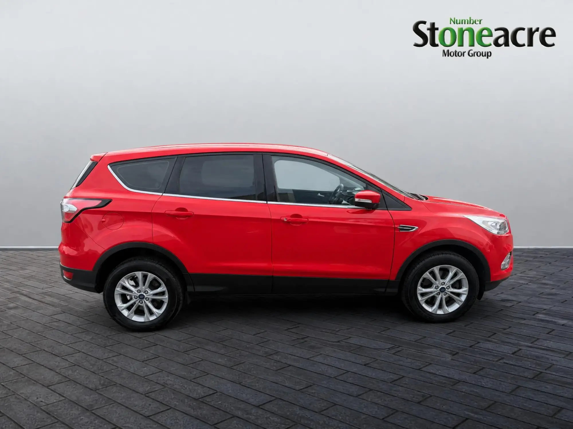 Ford Kuga Image 2