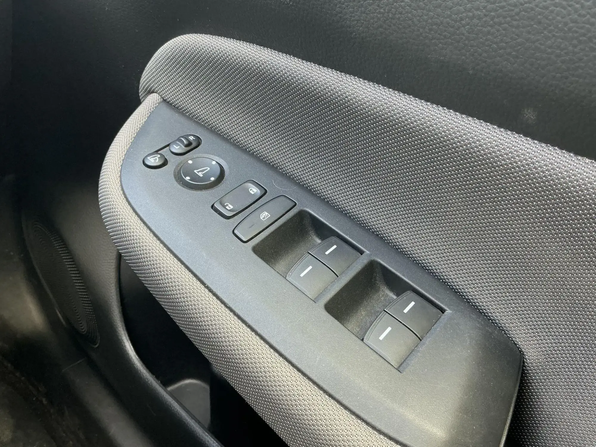 Honda Jazz Hybrid Image 15 Honda Jazz Hybrid Image 15