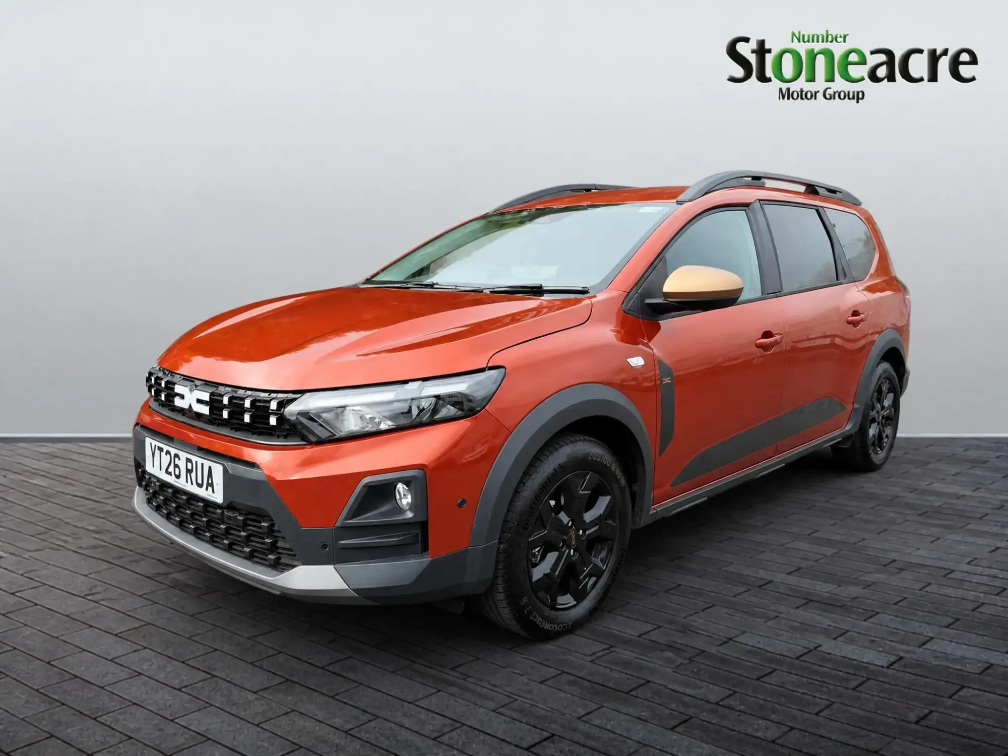 Dacia Jogger 1.8 Hybrid EXTREME Auto Euro 6 (s/s) 5dr YT26RUA Image 3 Dacia Jogger 1.8 Hybrid EXTREME Auto Euro 6 (s/s) 5dr YT26RUA Image 3