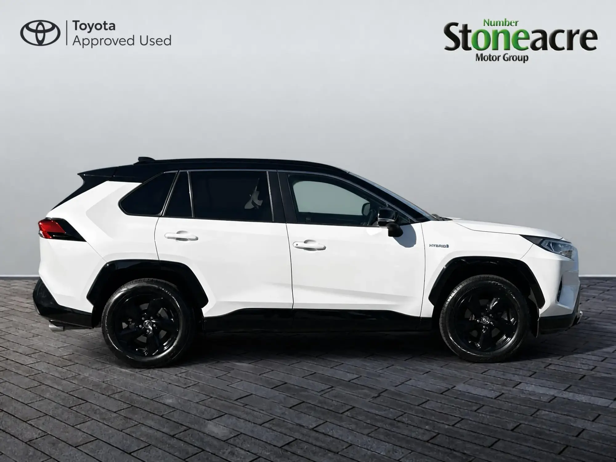 Toyota RAV4 2.5 VVT-h Dynamic CVT Euro 6 (s/s) 5dr AD19EXN Image 2 Toyota RAV4 2.5 VVT-h Dynamic CVT Euro 6 (s/s) 5dr AD19EXN Image 2