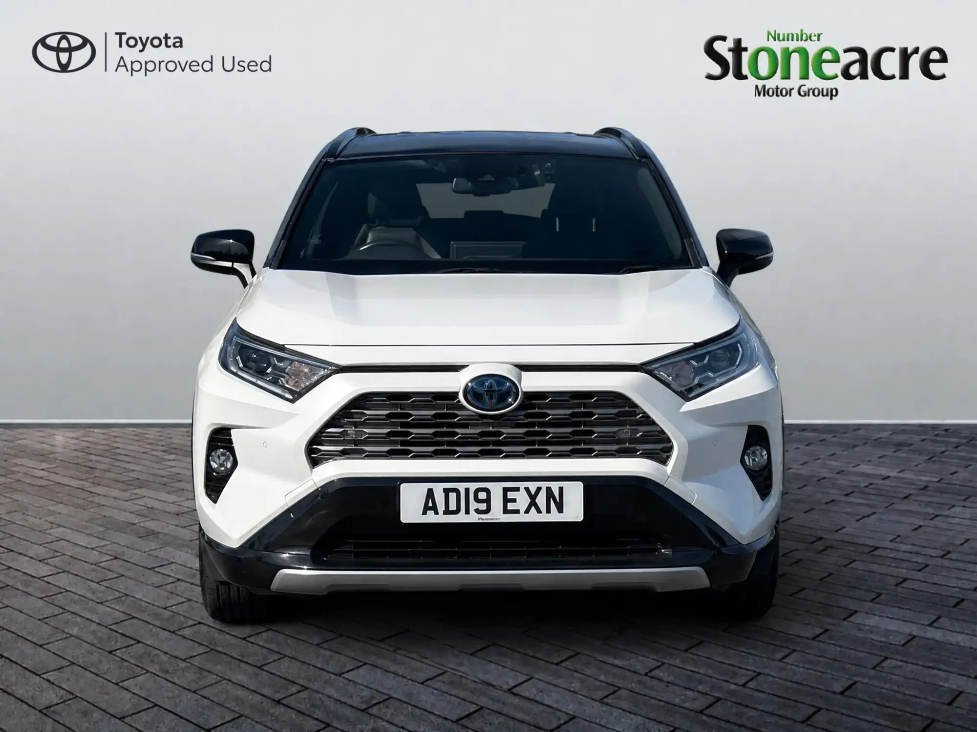 Toyota RAV4 Image 8