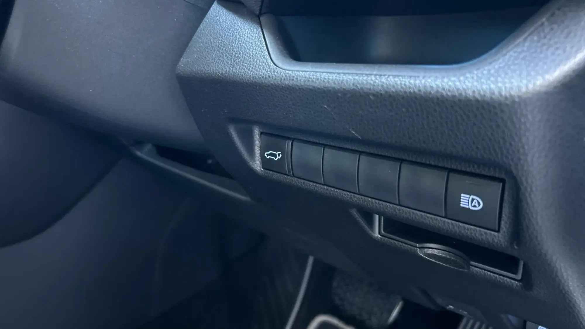 Toyota RAV4 Image 39