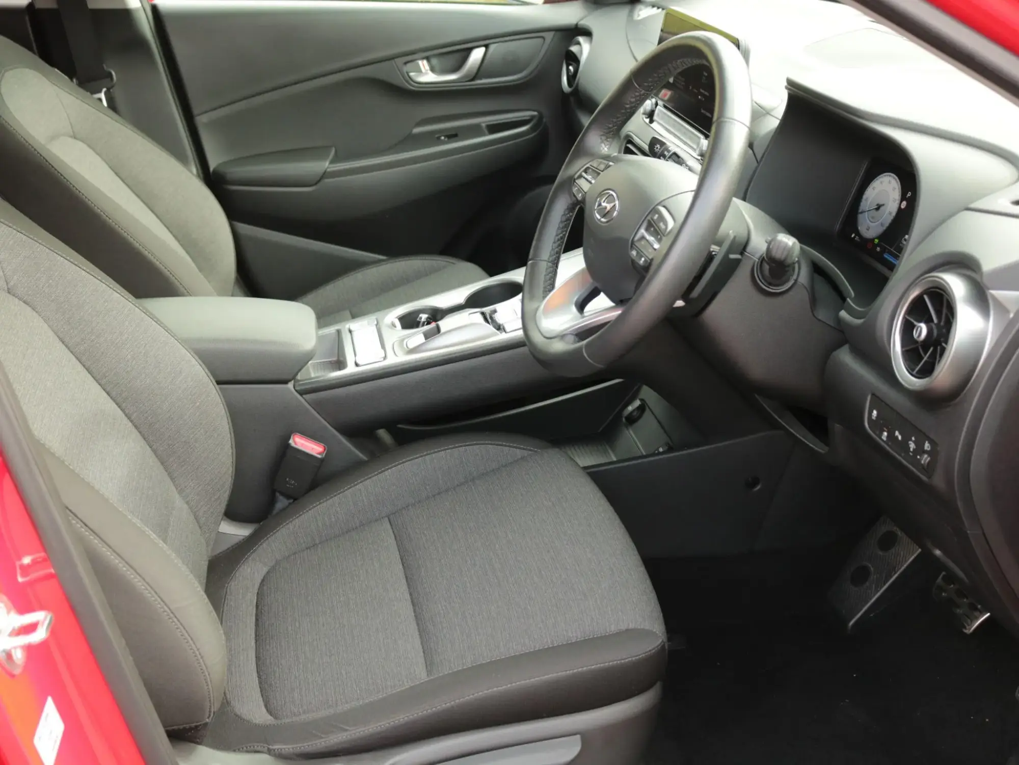 Hyundai KONA Image 14 Hyundai KONA Image 14