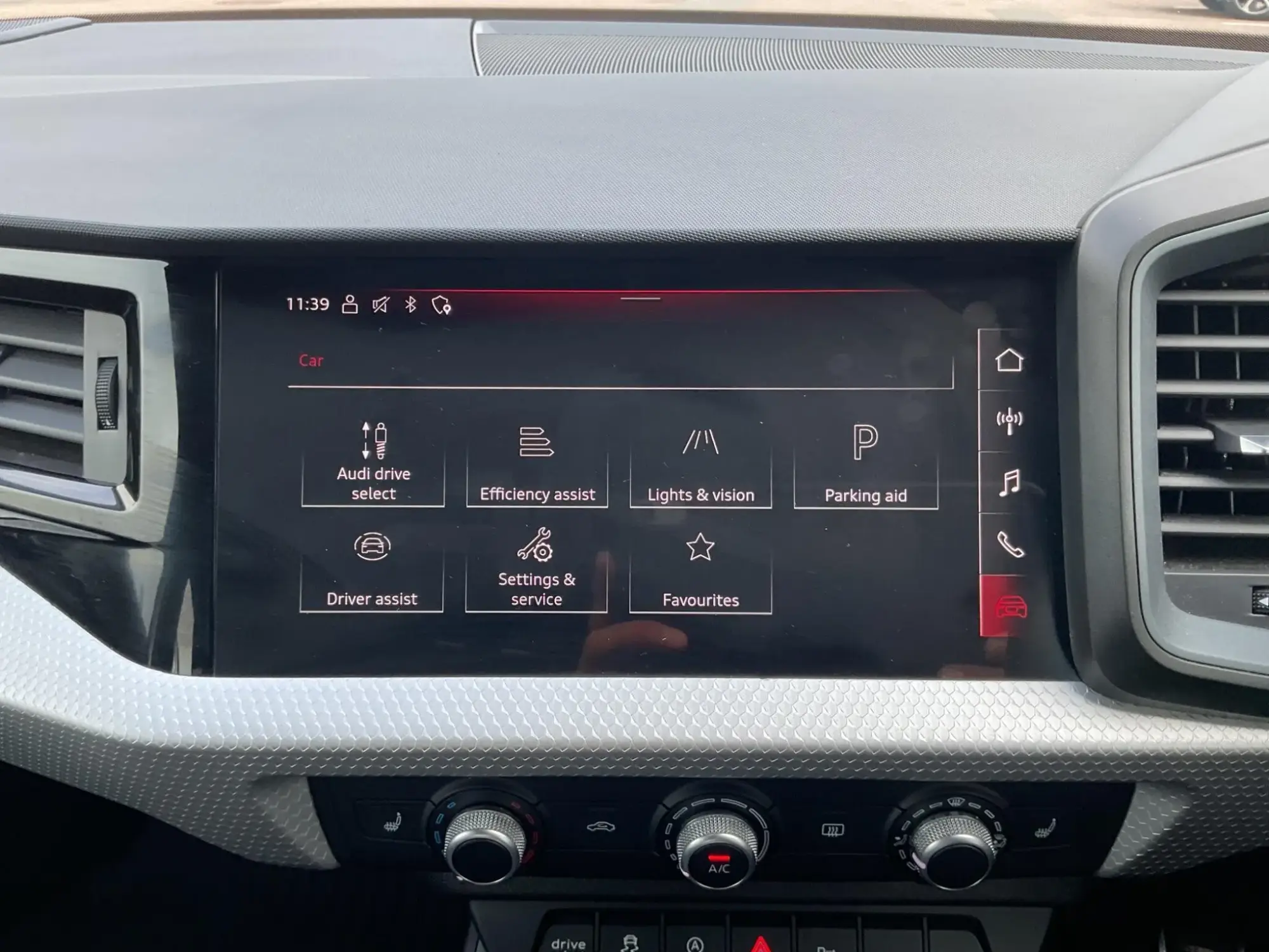 Audi A1 Image 18 Audi A1 Image 18