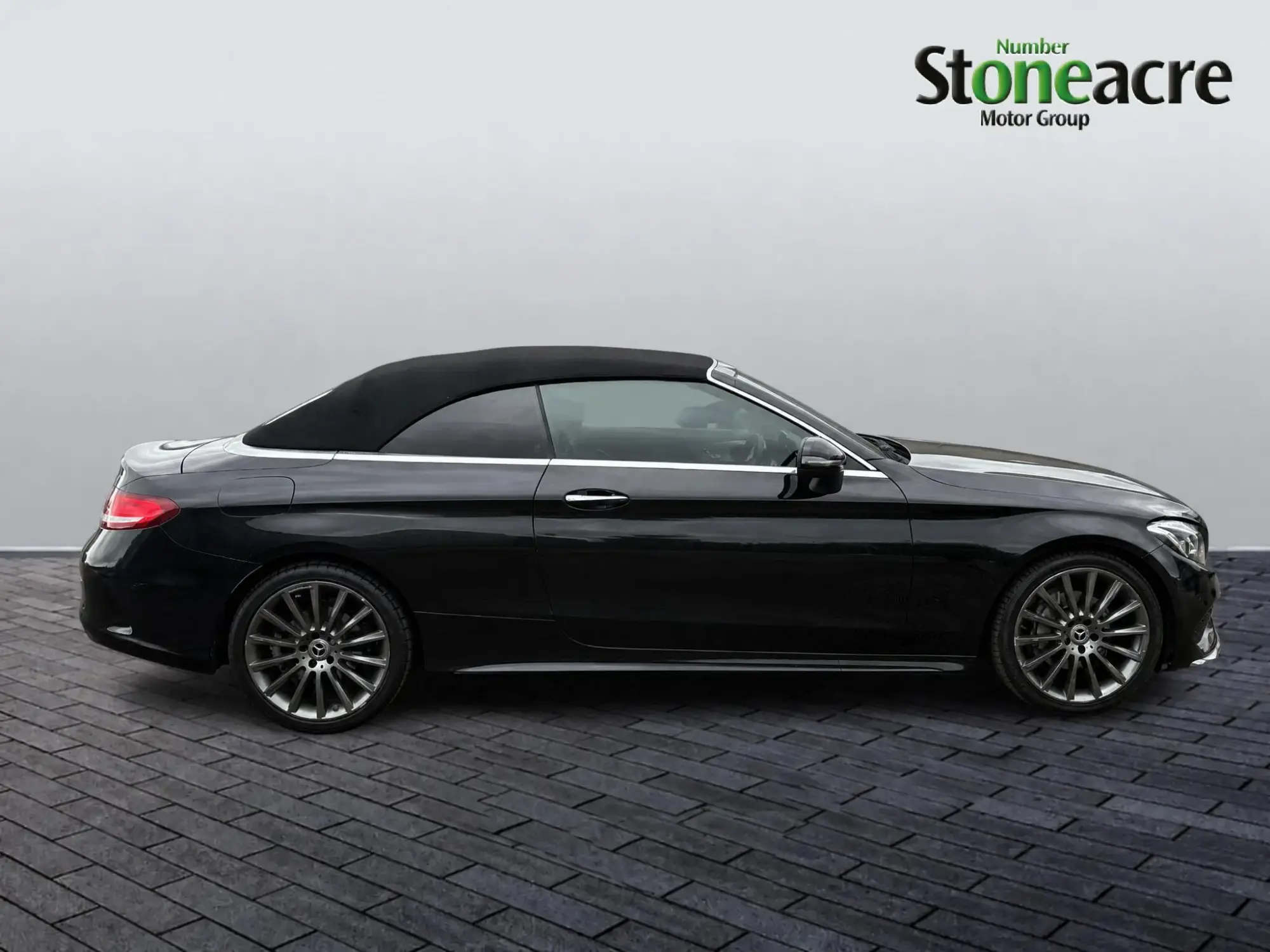 Mercedes-Benz C-Class Image 7 Mercedes-Benz C-Class Image 7