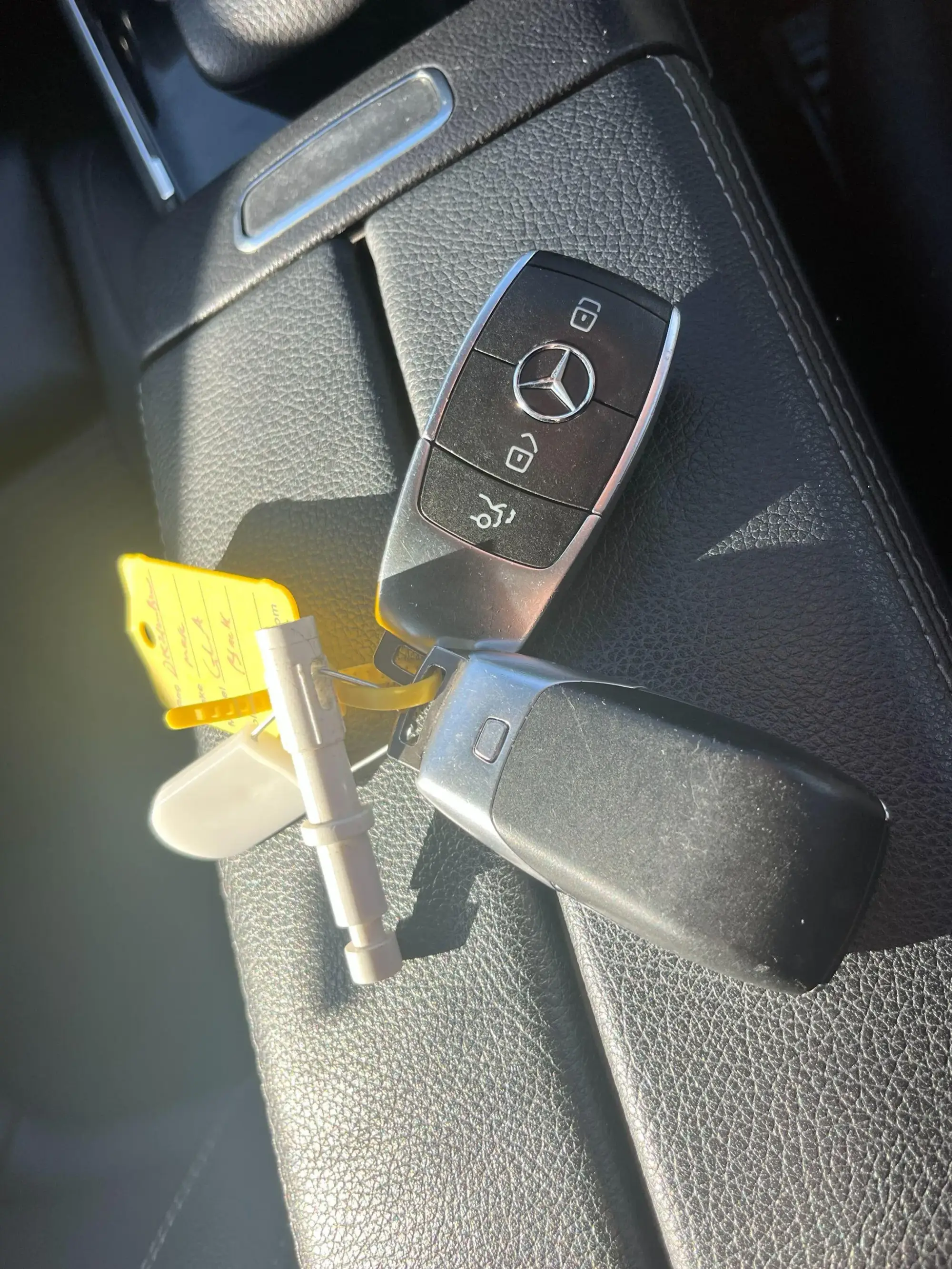 Mercedes-Benz GLA Image 27