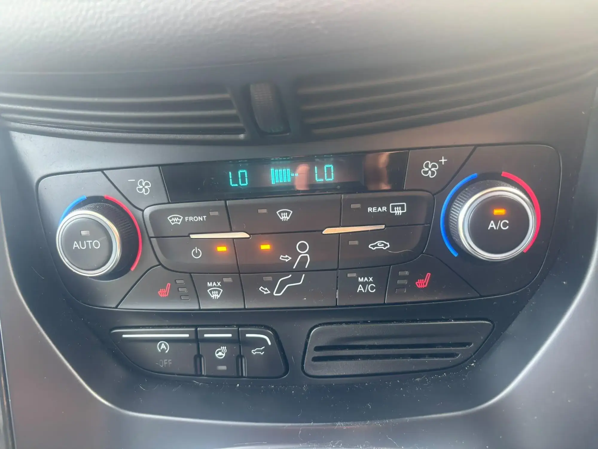 Ford Kuga Image 15 Ford Kuga Image 15