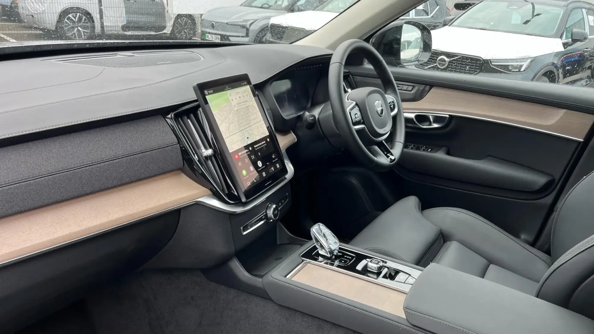 Volvo XC90 Plug-In Hybrid Image 14 Volvo XC90 Plug-In Hybrid Image 14