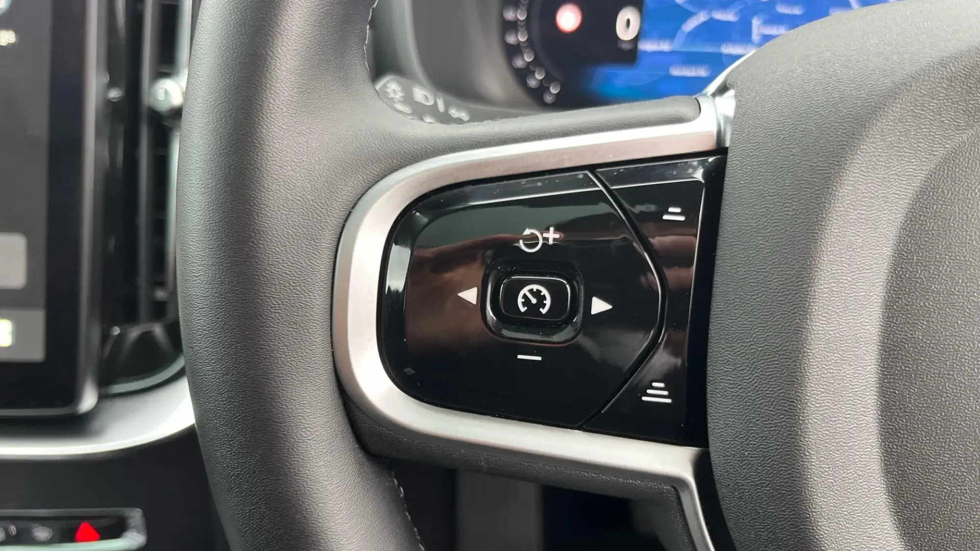 Volvo XC90 Plug-In Hybrid Image 20 Volvo XC90 Plug-In Hybrid Image 20