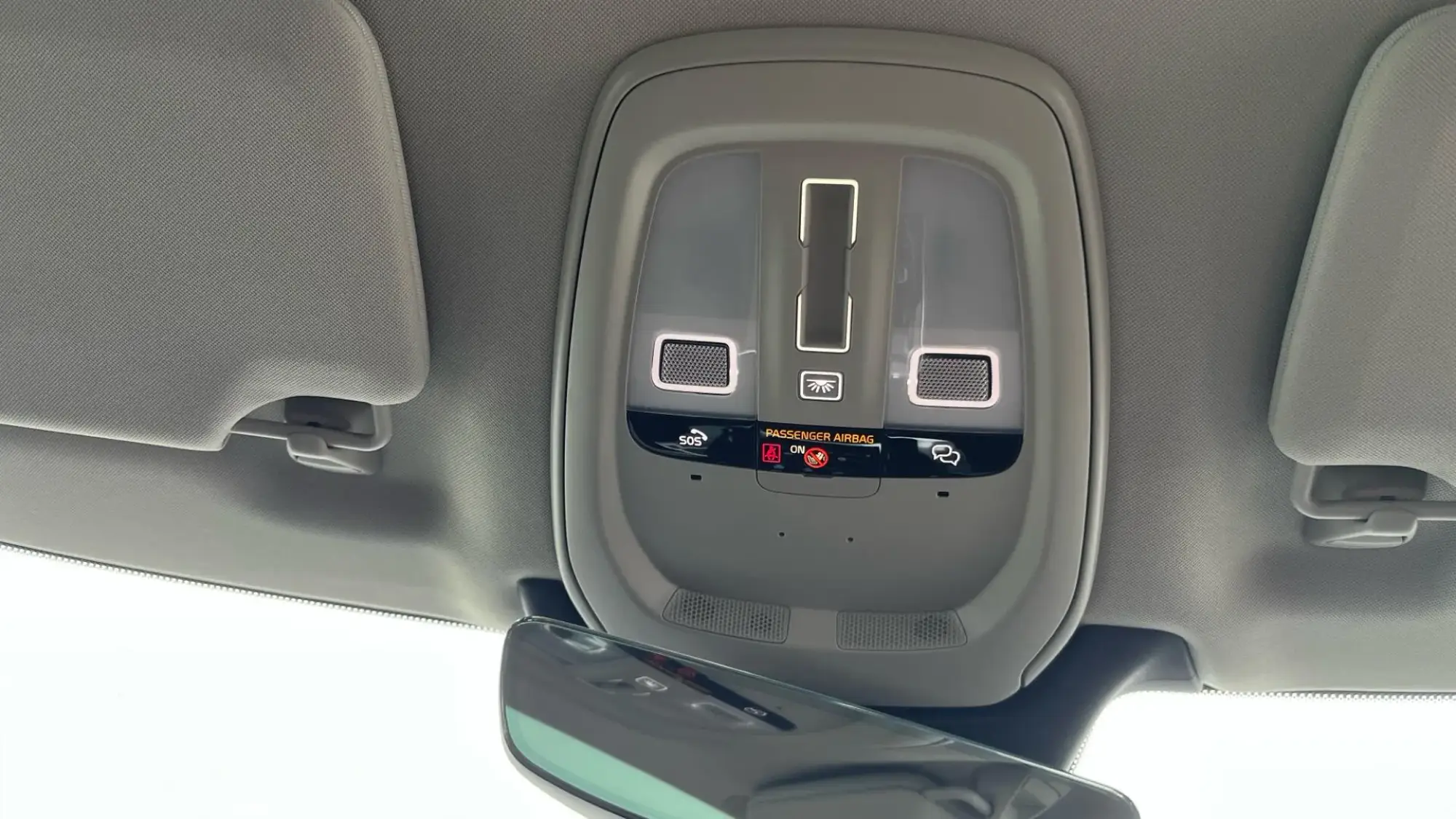 Volvo XC90 Plug-In Hybrid Image 27 Volvo XC90 Plug-In Hybrid Image 27