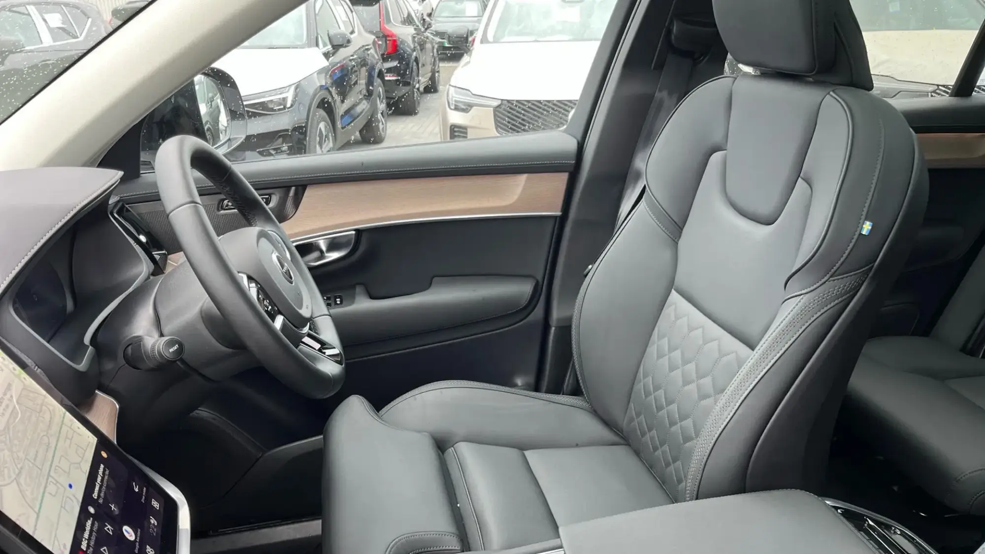Volvo XC90 Plug-In Hybrid Image 53 Volvo XC90 Plug-In Hybrid Image 53