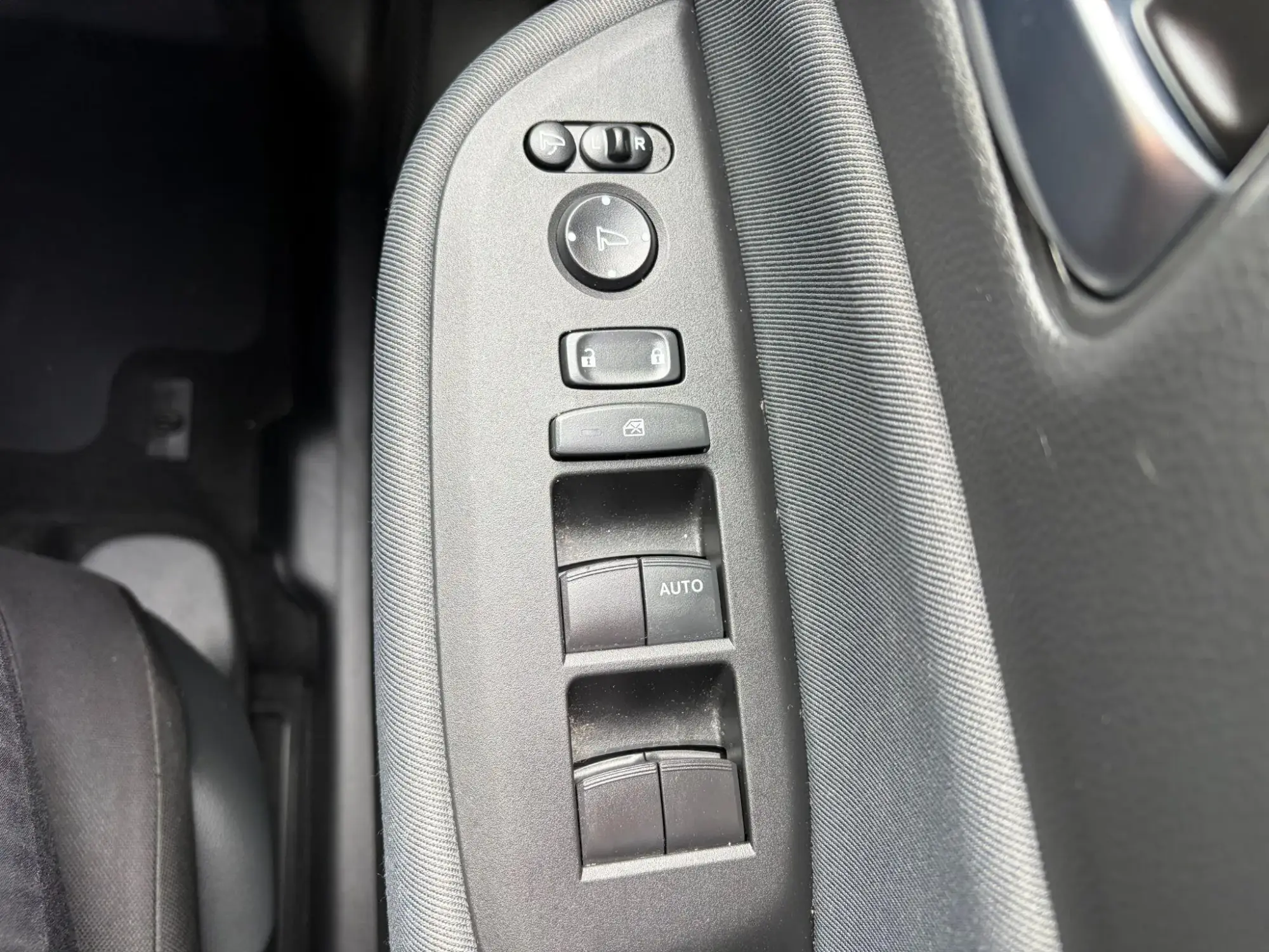 Honda Jazz Hybrid Image 24