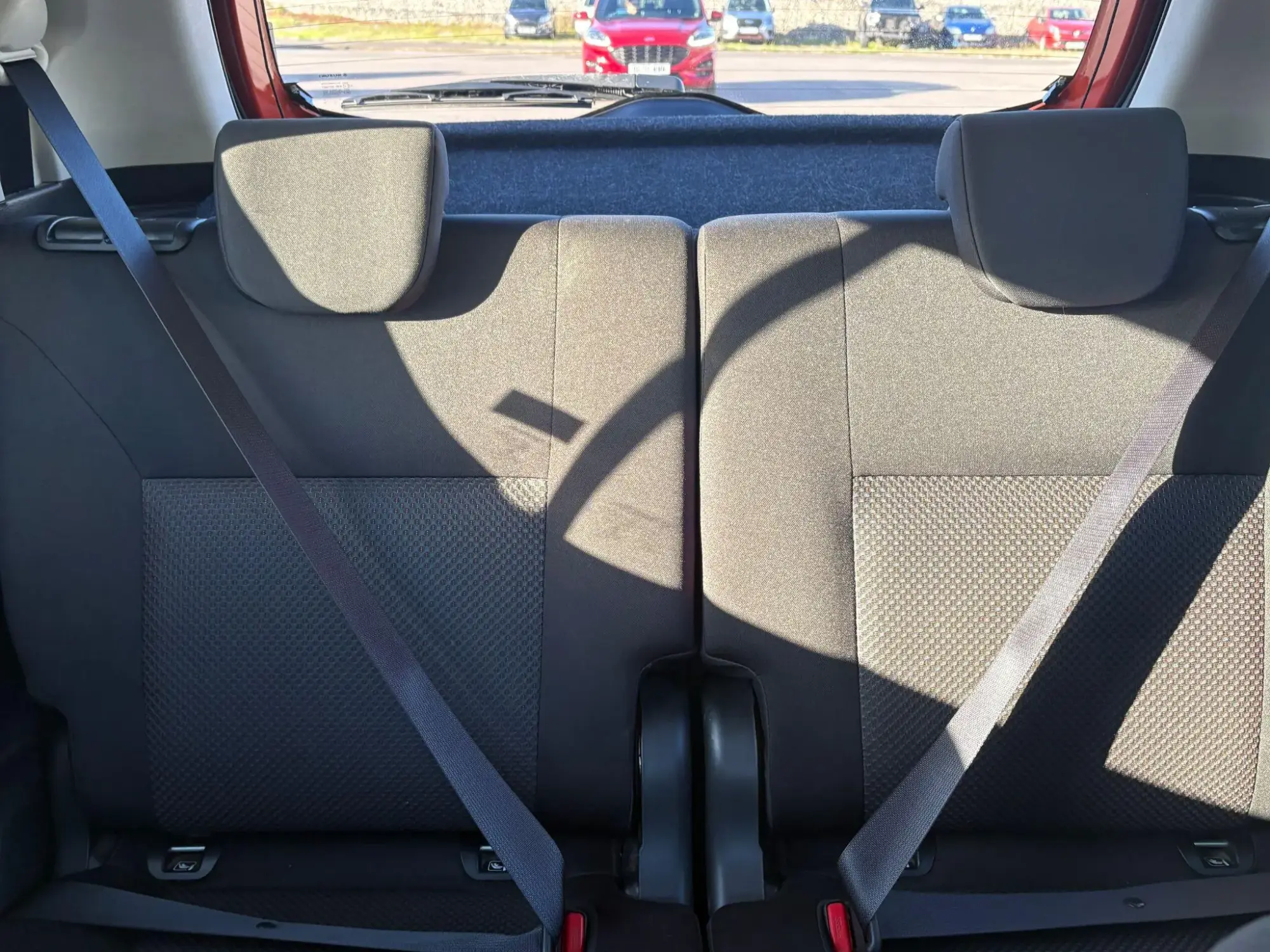 Suzuki Ignis Image 17
