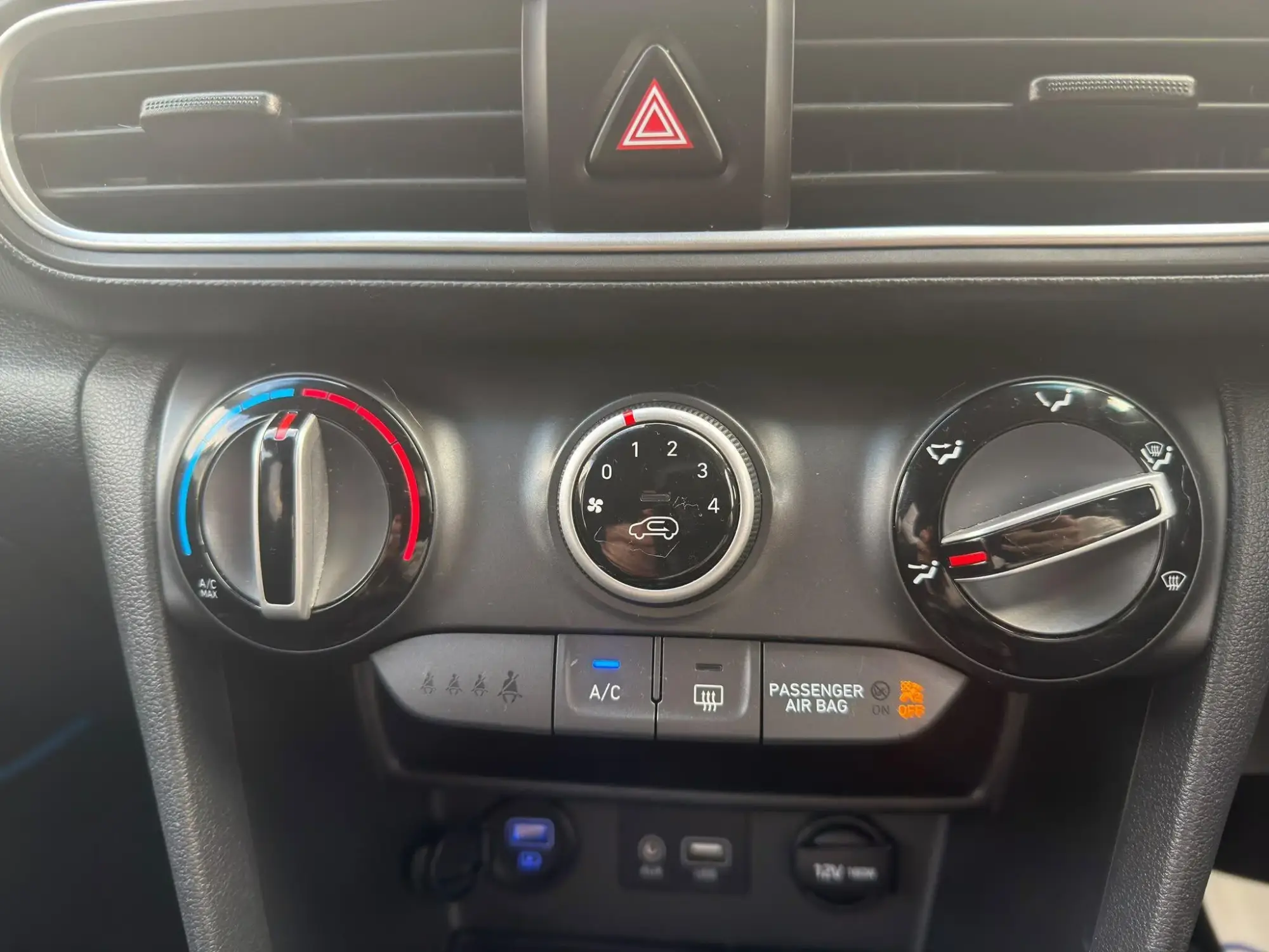 Hyundai KONA Image 17 Hyundai KONA Image 17