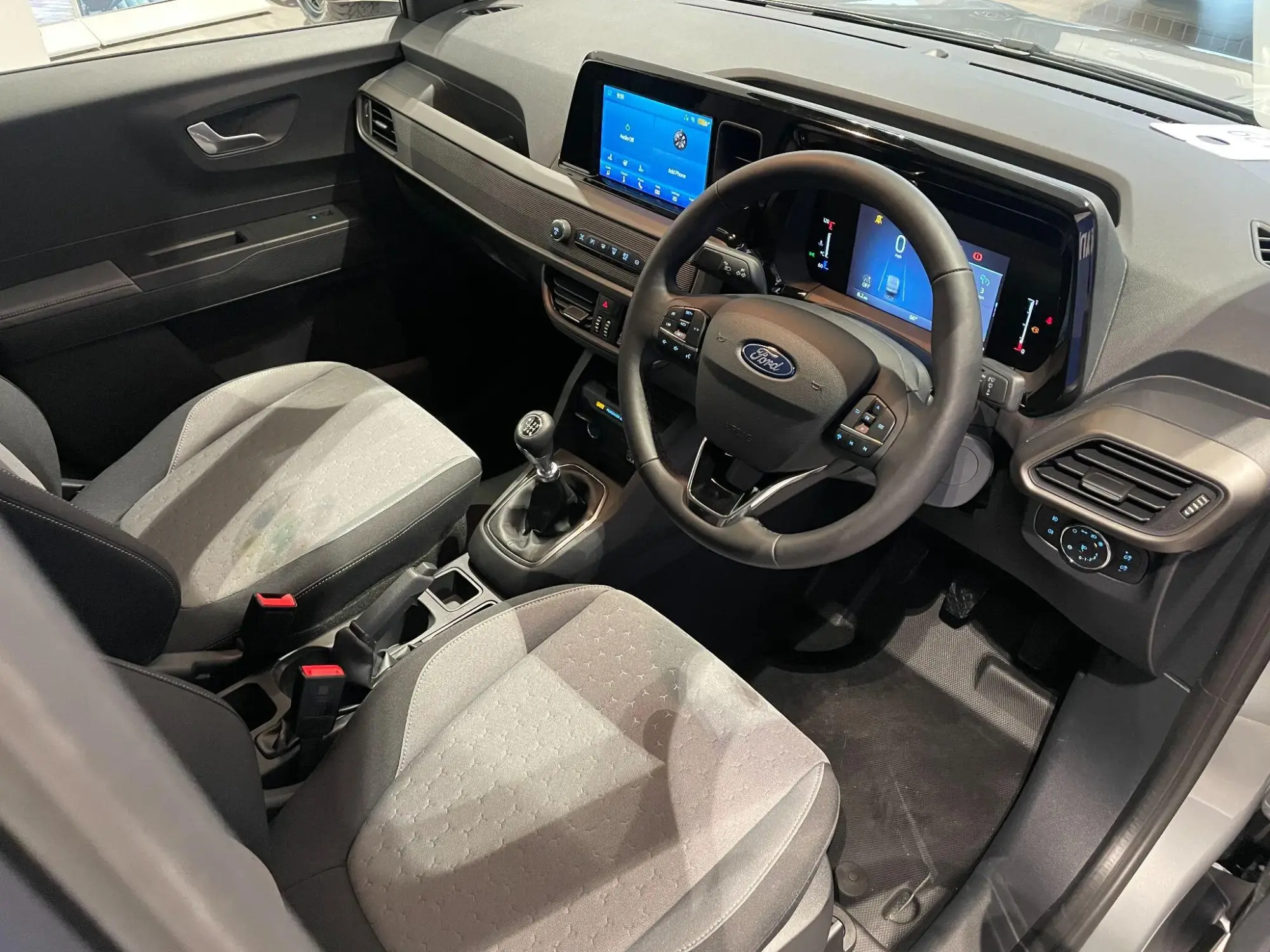 Ford Transit Courier Image 9 Ford Transit Courier Image 9