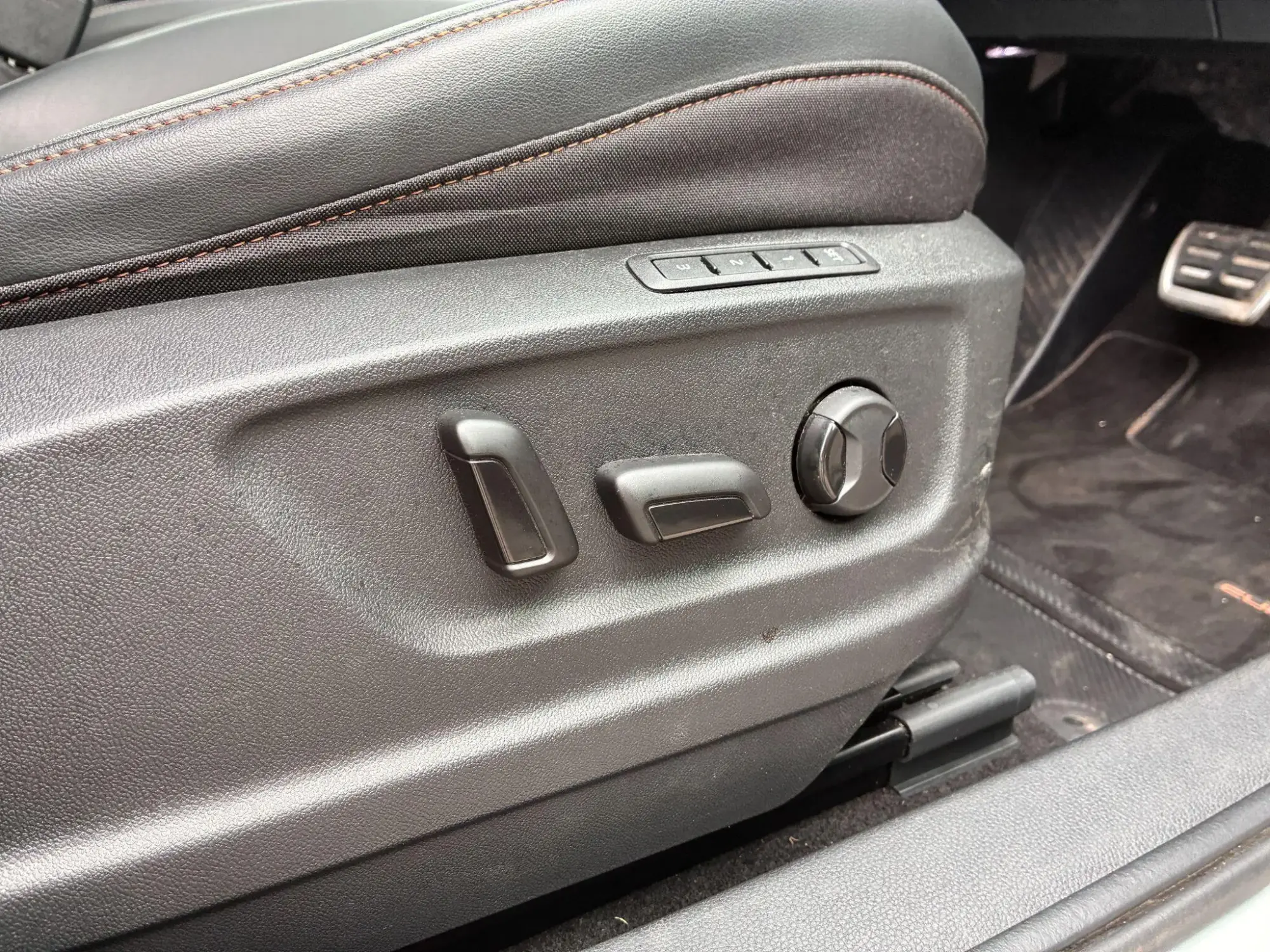 CUPRA Ateca Image 31