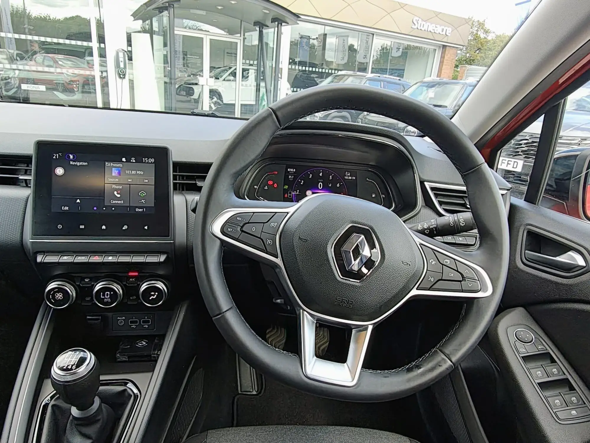 Renault Clio Image 12 Renault Clio Image 12