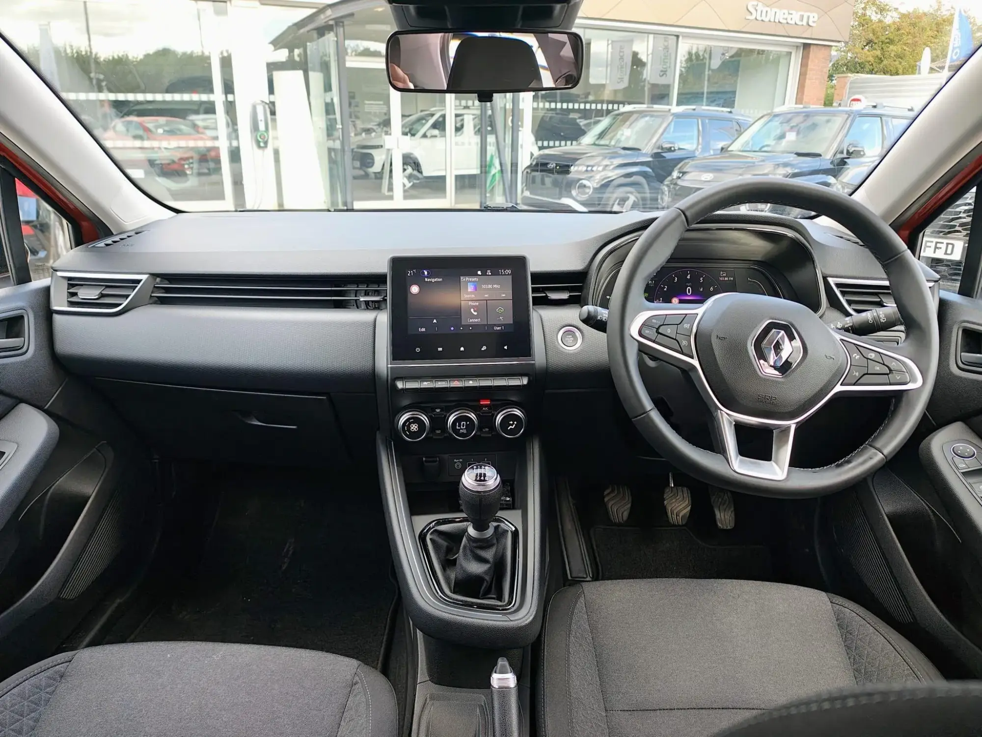 Renault Clio Image 14 Renault Clio Image 14