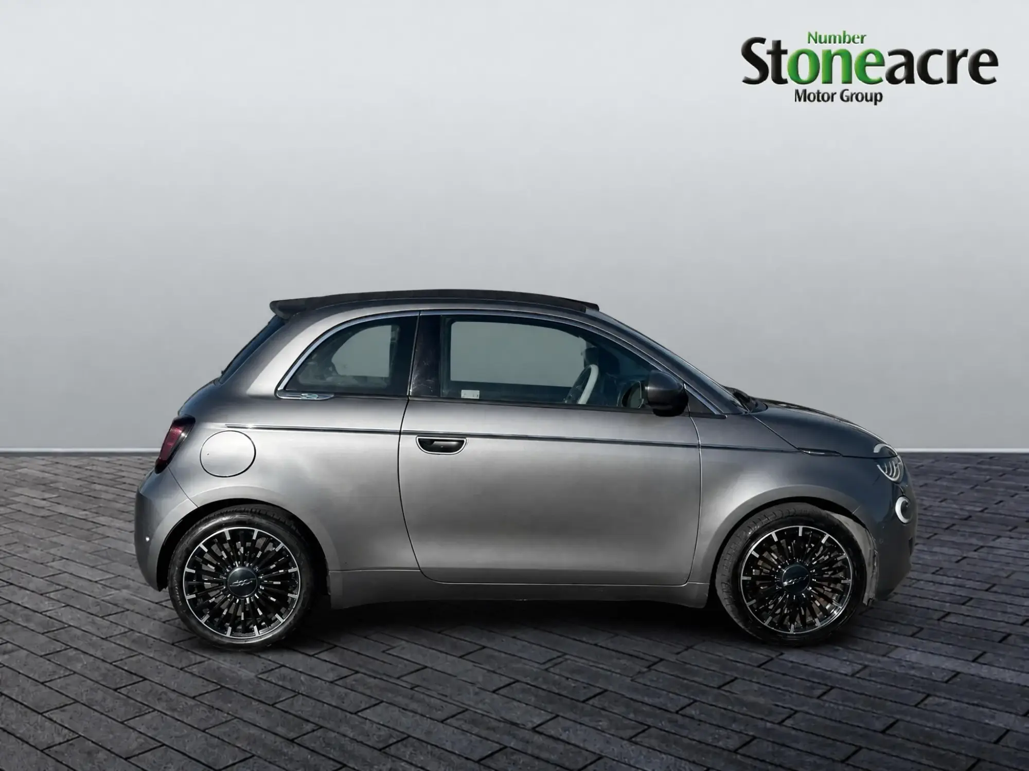 Fiat 500e C Image 2