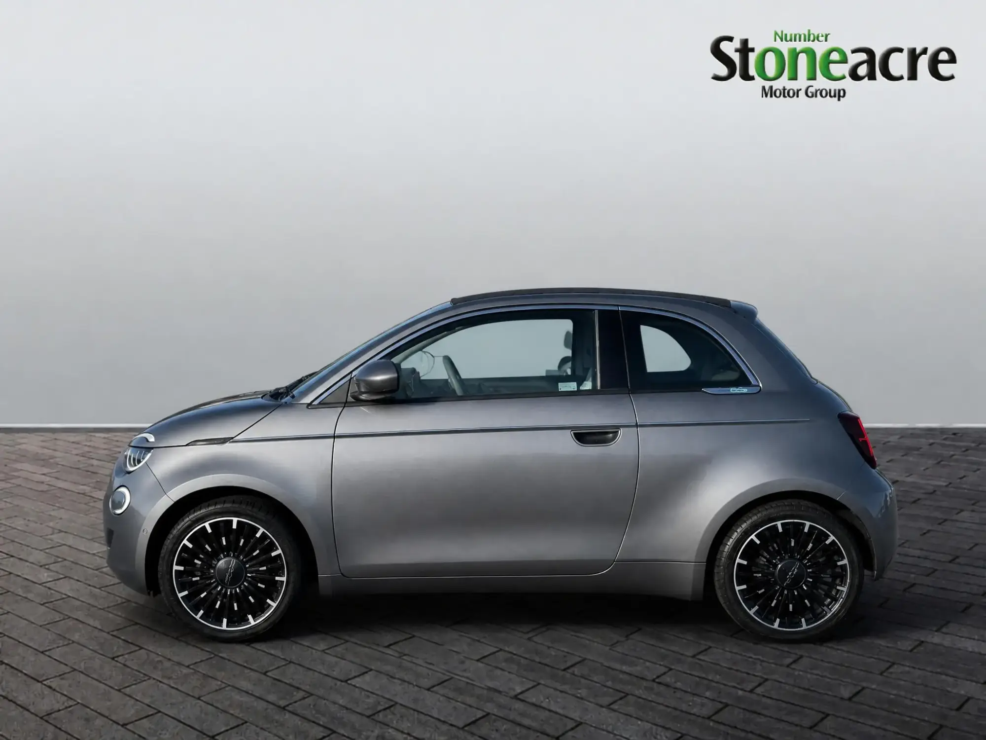 Fiat 500e C Image 6