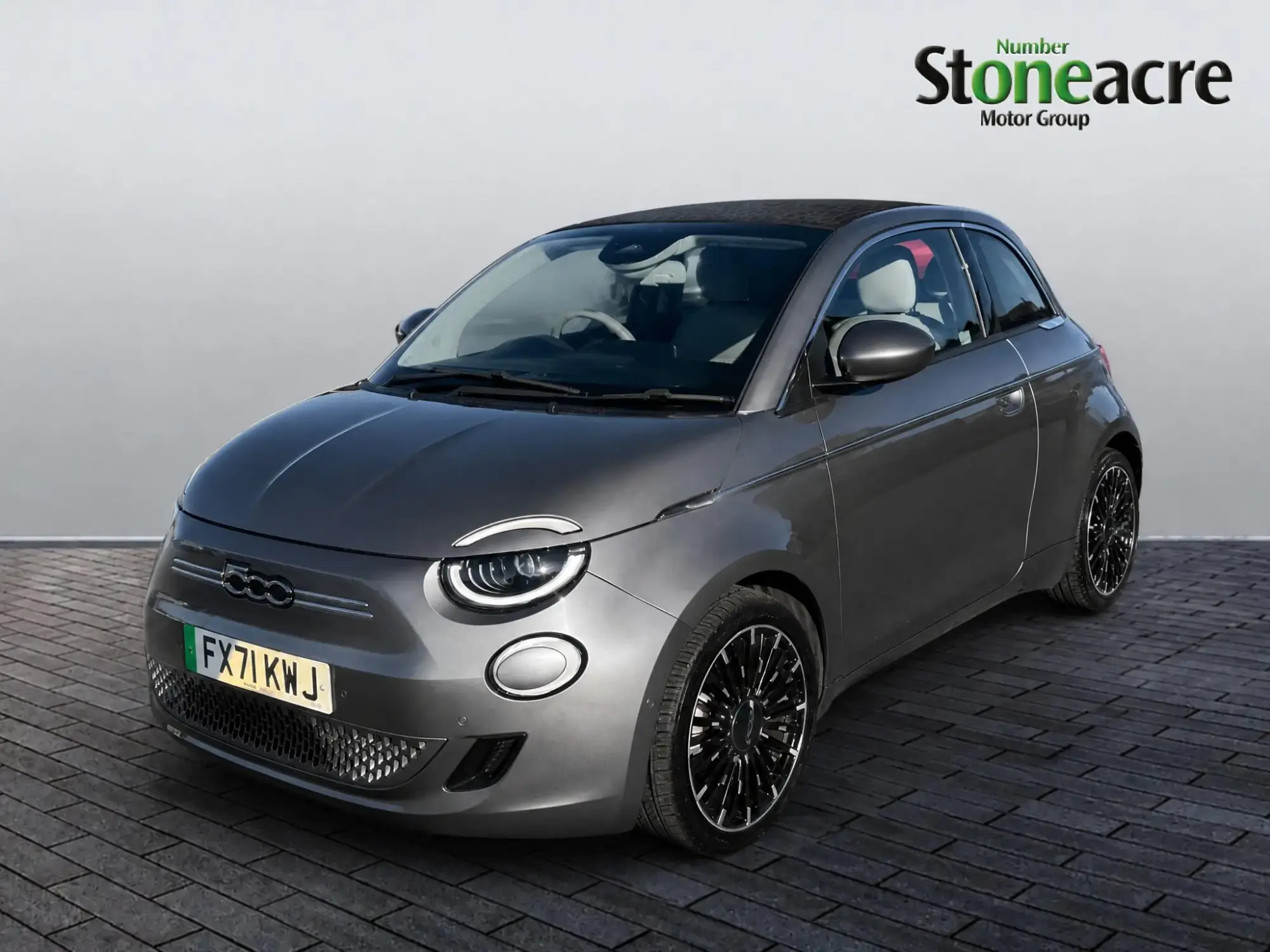 Fiat 500e C Image 7