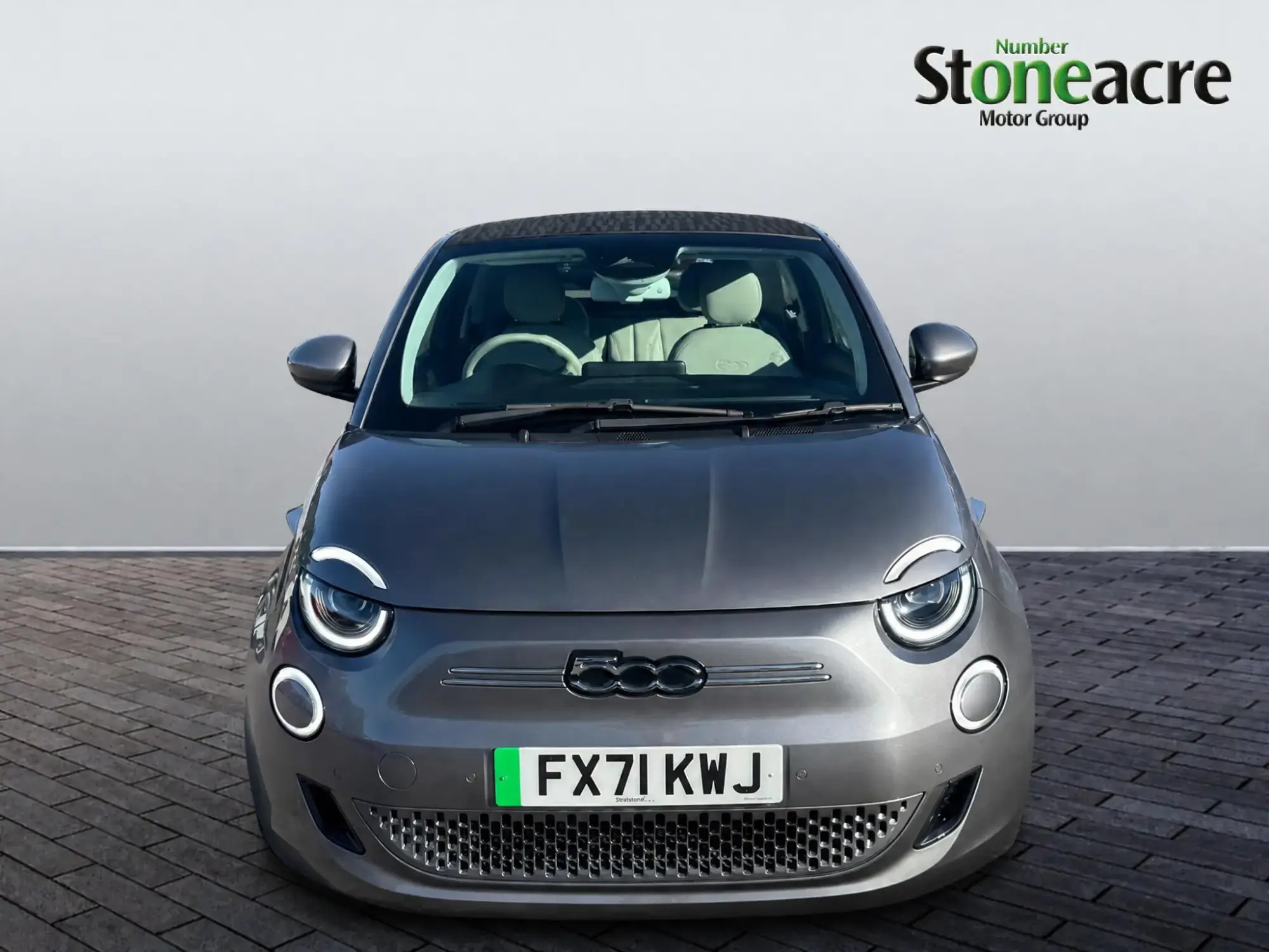 Fiat 500e C Image 8