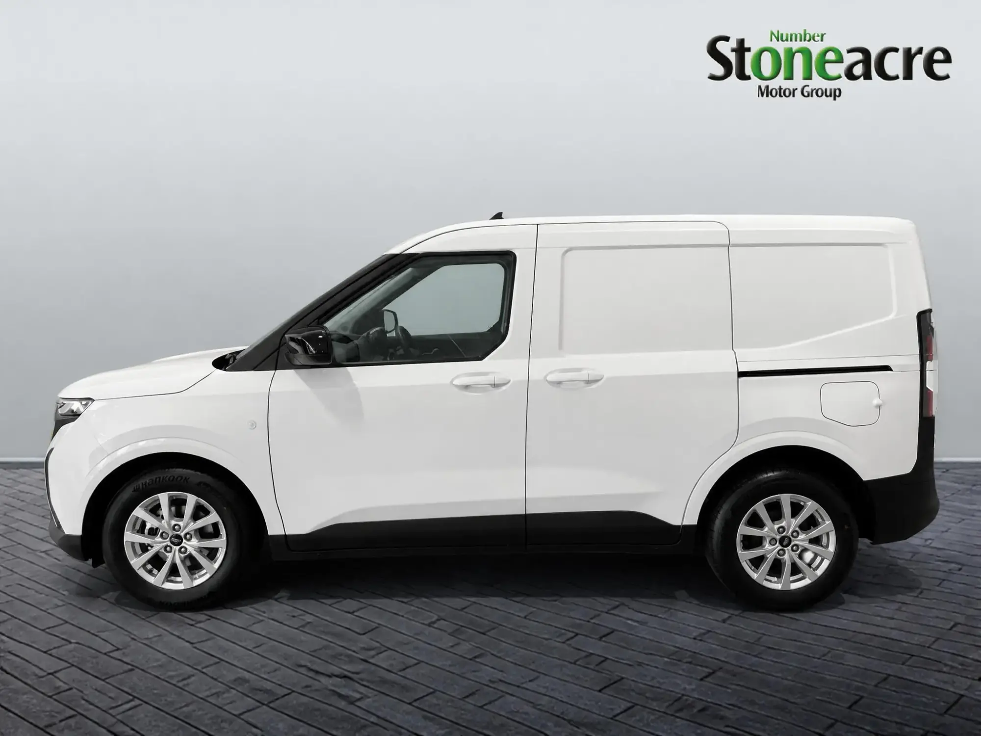Ford Transit Courier Image 3 Ford Transit Courier Image 3