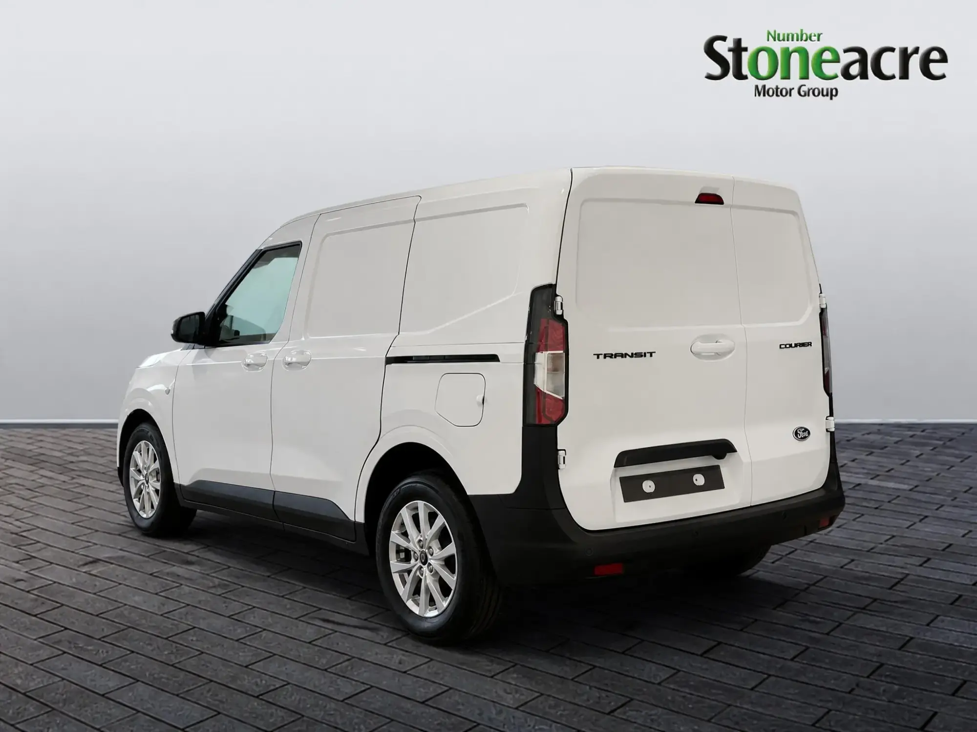 Ford Transit Courier Image 4 Ford Transit Courier Image 4
