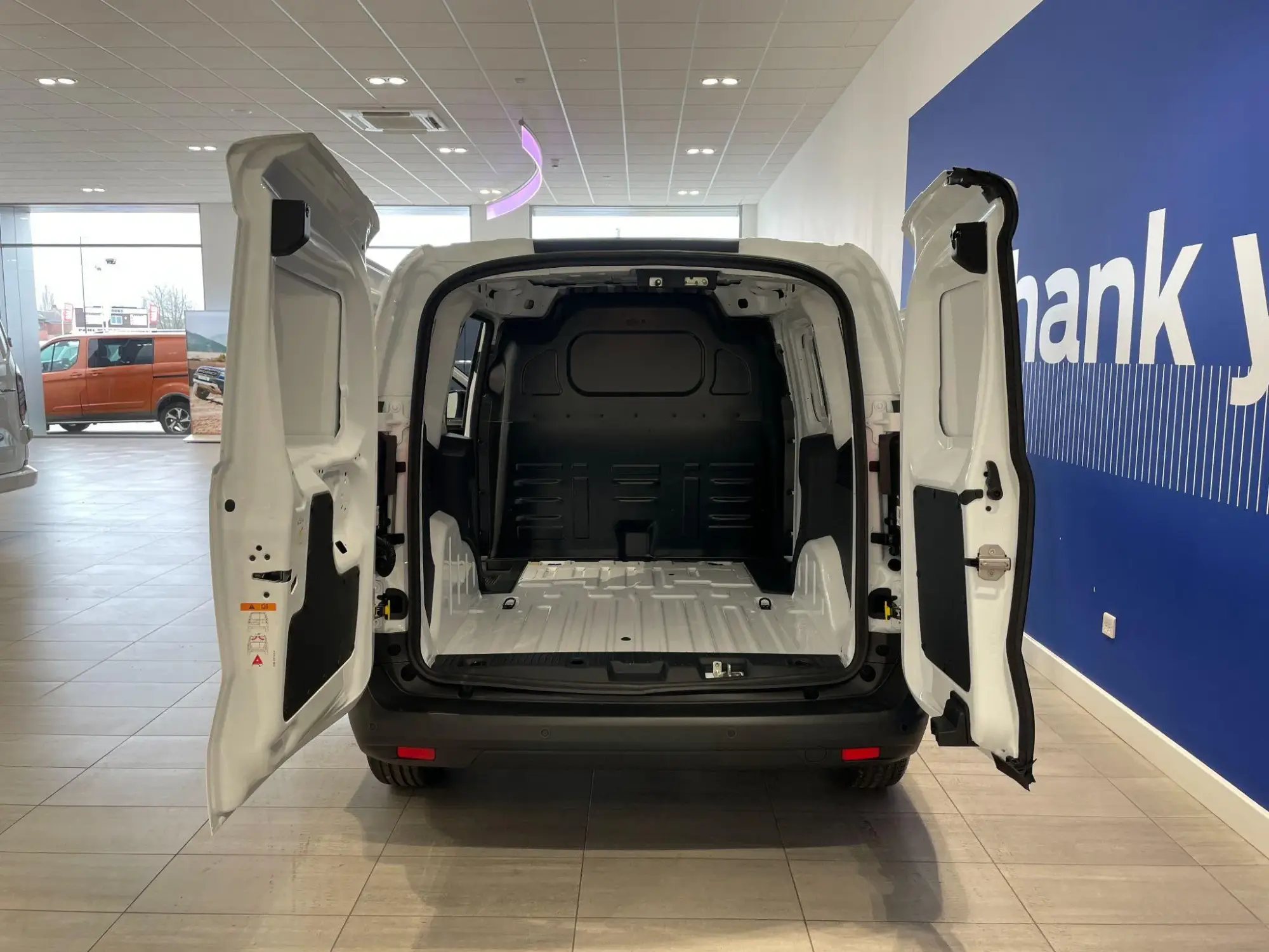 Ford Transit Courier Image 13 Ford Transit Courier Image 13