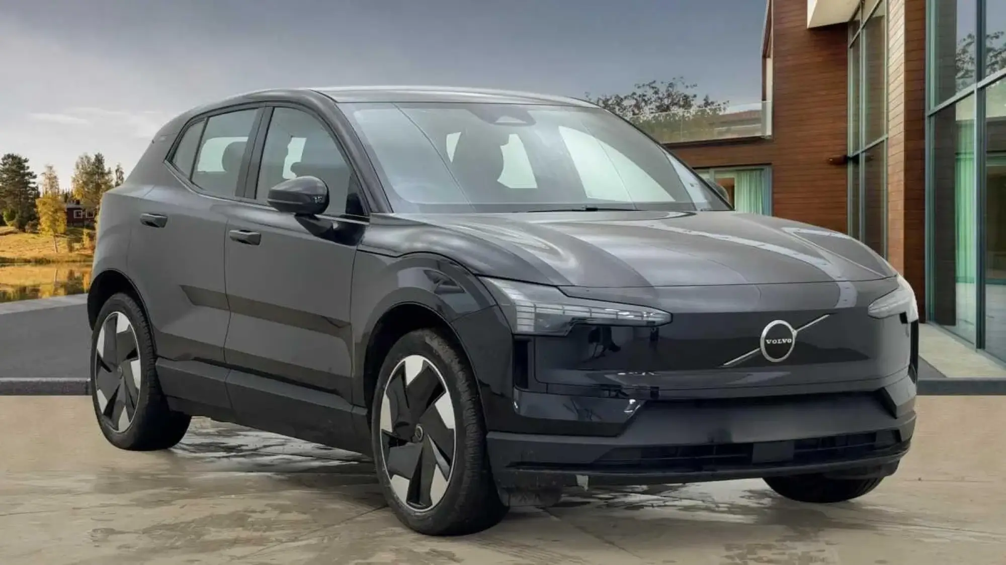 Volvo EX30 Single Motor 51kWh Plus Auto 5dr NJ76WLL Image 1
