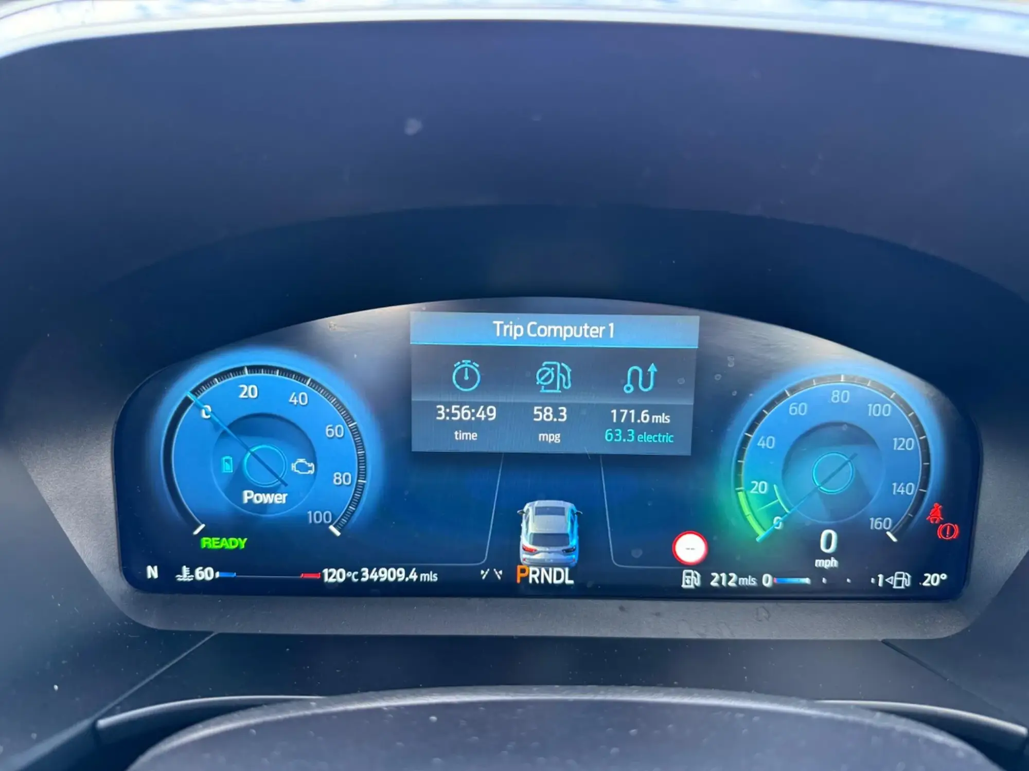 Ford Kuga Hybrid Image 12