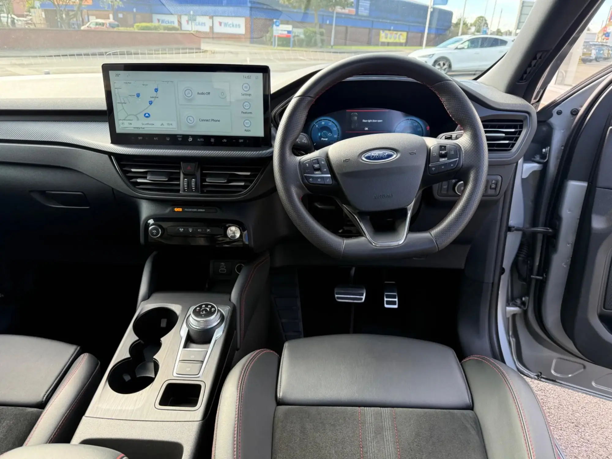 Ford Kuga Hybrid Image 16