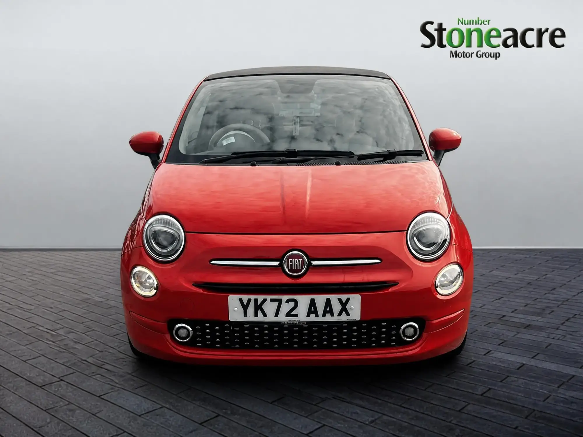 Fiat 500c 1.0 MHEV Dolcevita Euro 6 (s/s) 2dr YK72AAX Image 2 Fiat 500c 1.0 MHEV Dolcevita Euro 6 (s/s) 2dr YK72AAX Image 2